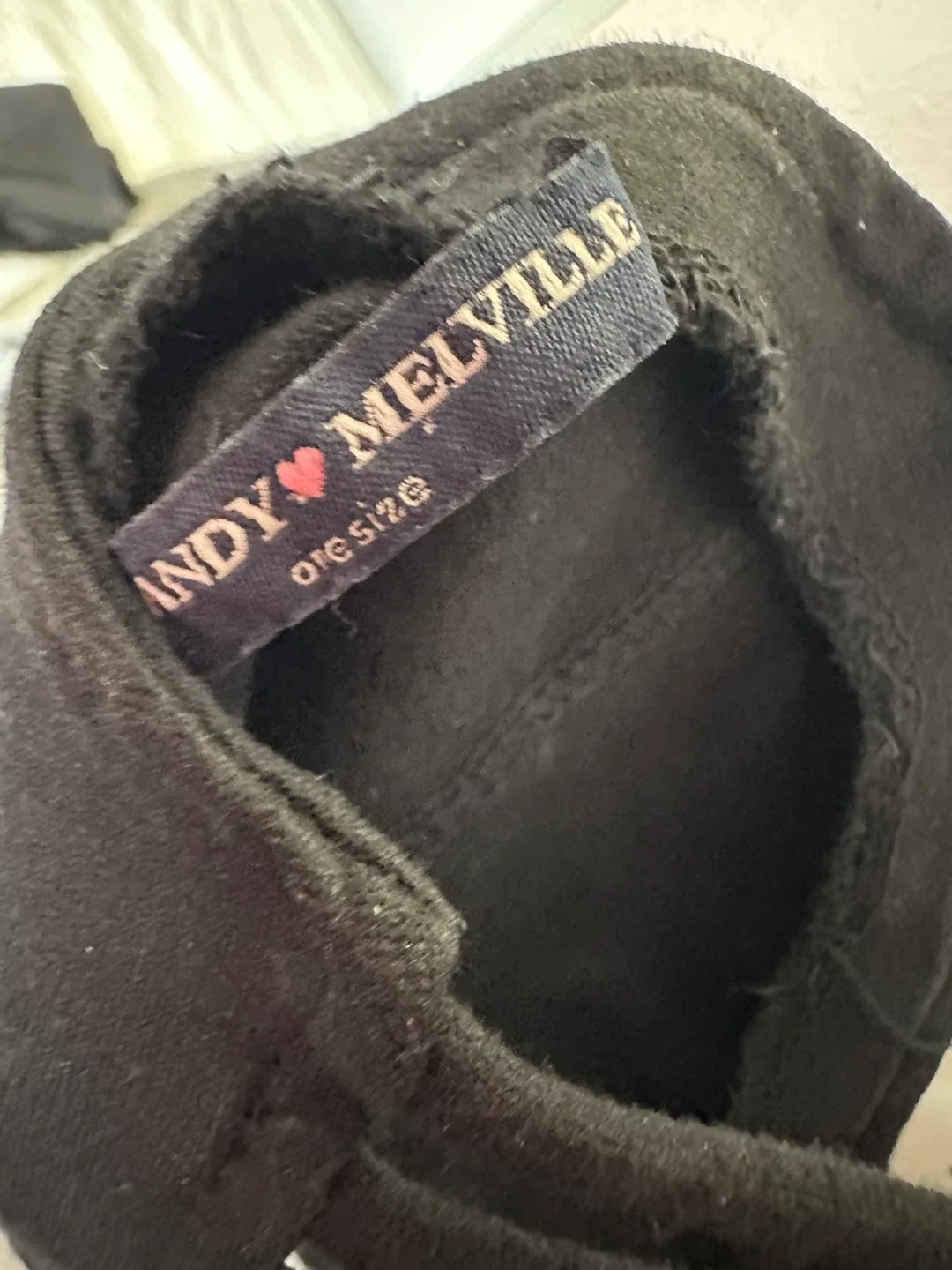 Brandy Melville Black Top - One Size image indicator(4)