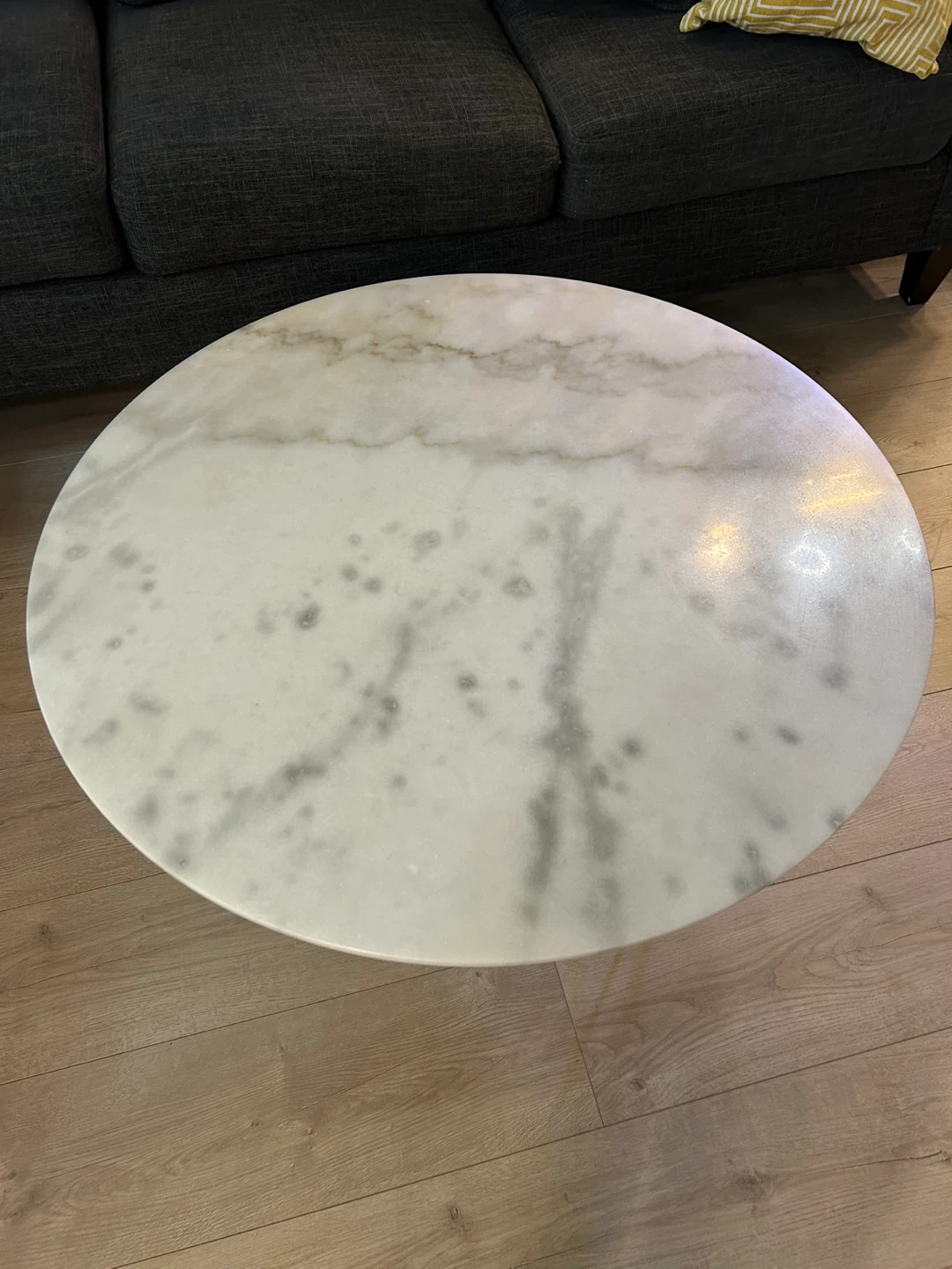 Round Marble Coffee Table - 34 inch diameter - photo 3