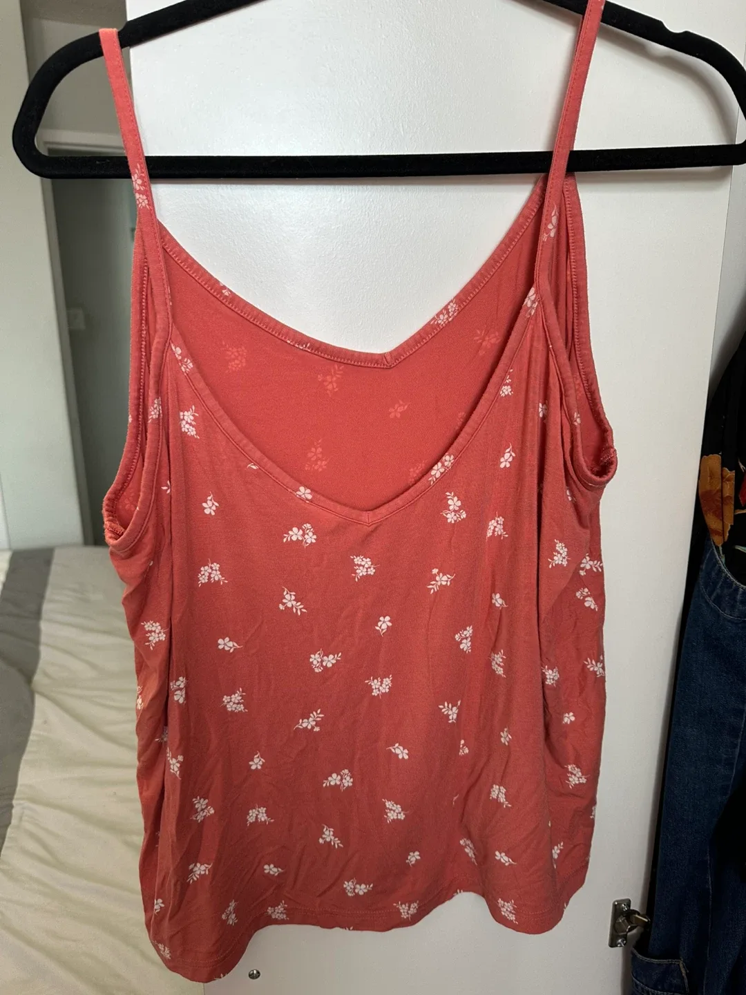 Old Navy Floral Tank Top - Size L image indicator(2)