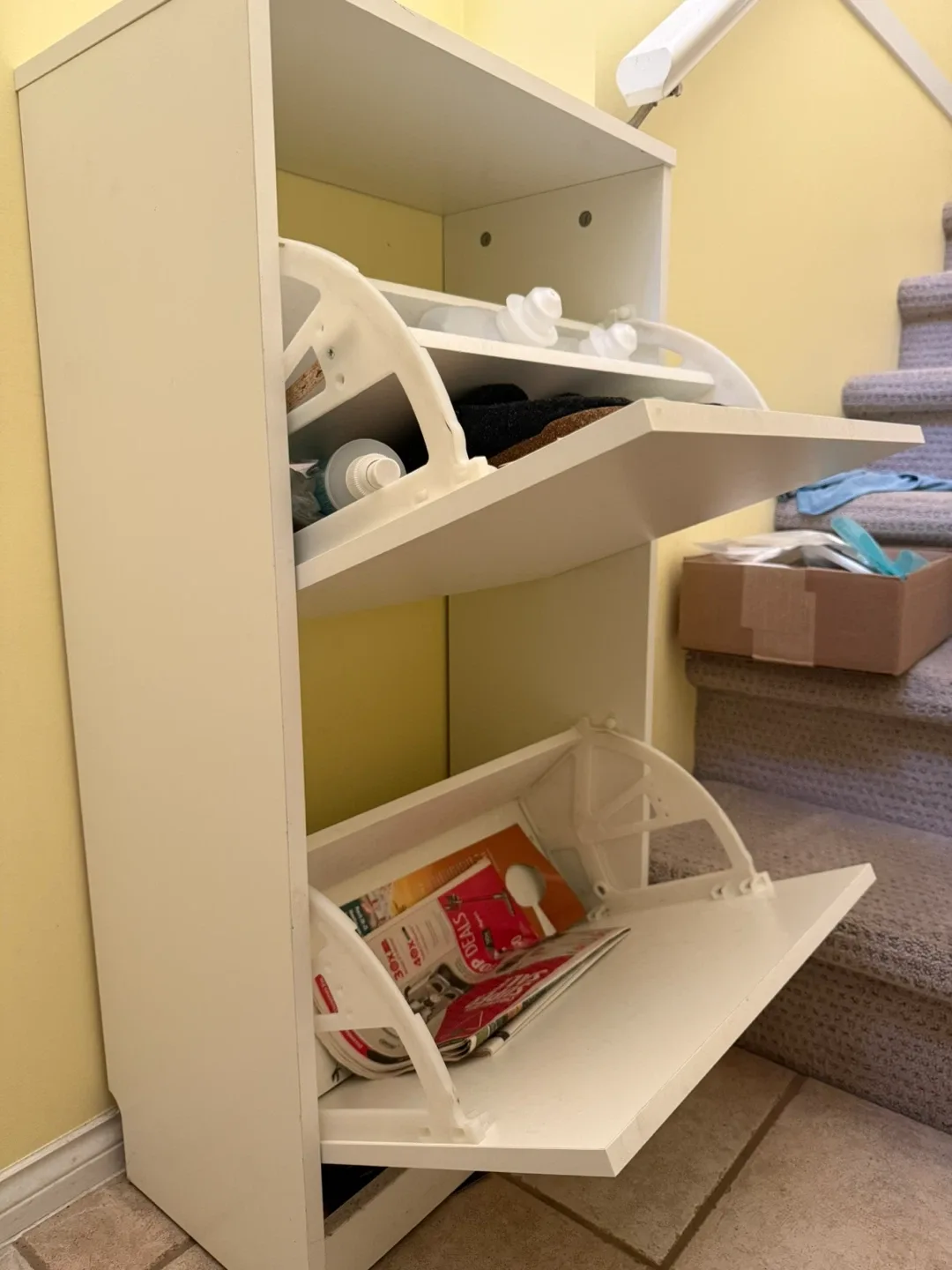 White Shoe Storage Cabinet image indicator(3)