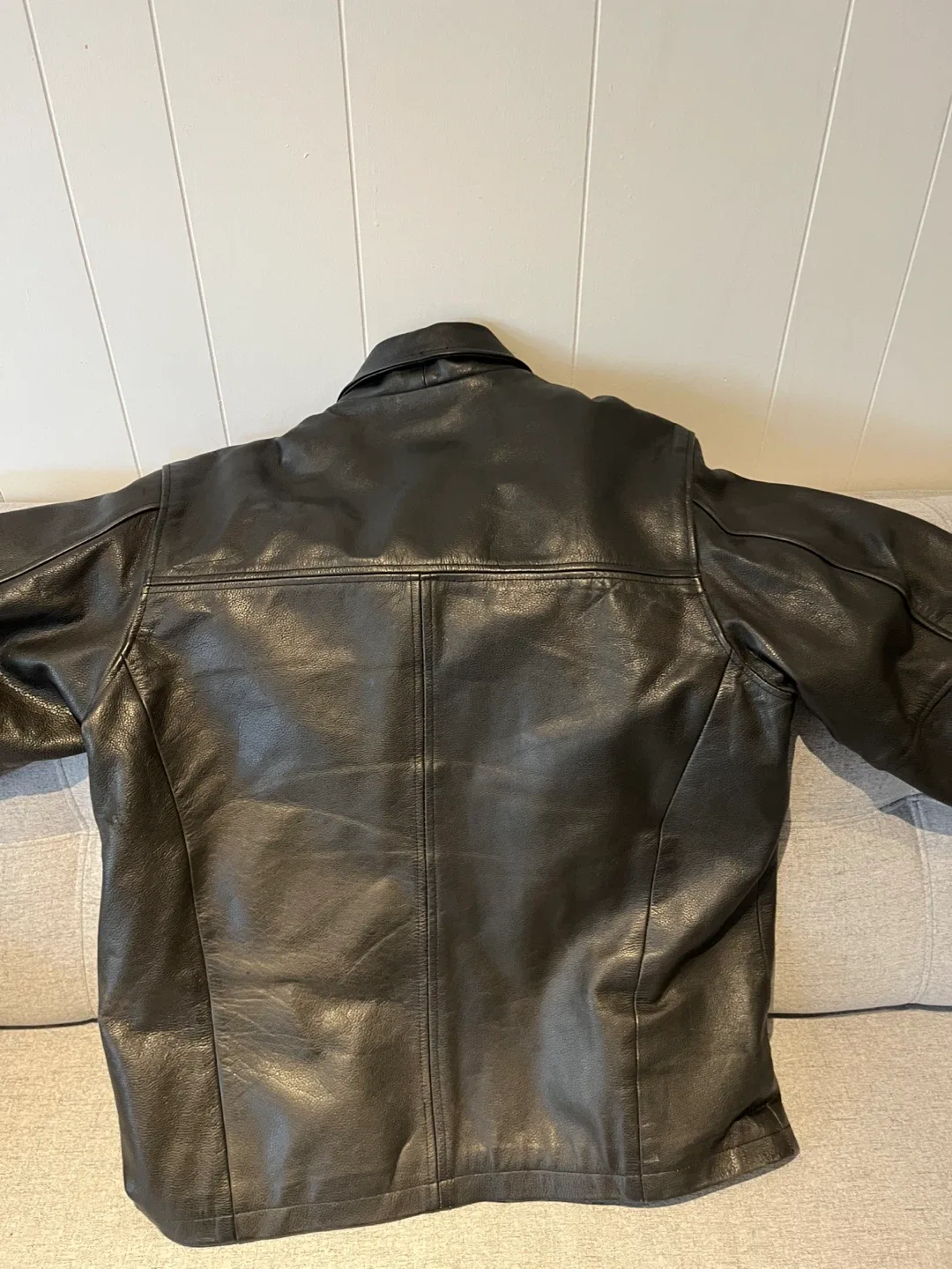 Profilo Classics Black Leather Jacket image indicator(3)