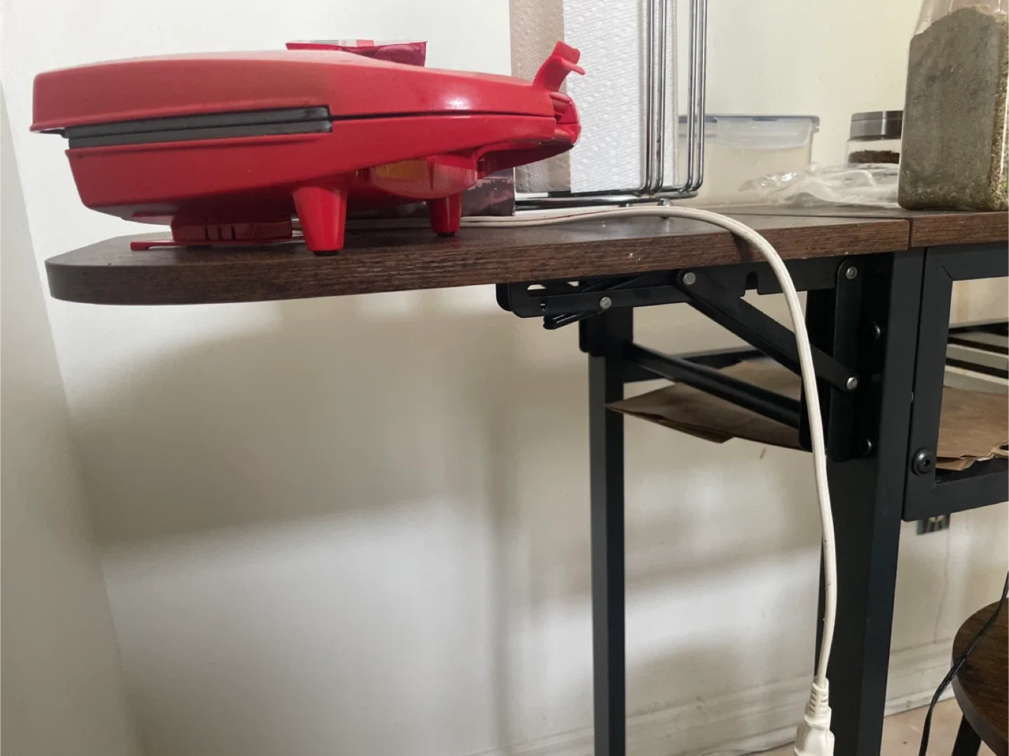 Bar Table with 2 Stools image indicator(4)