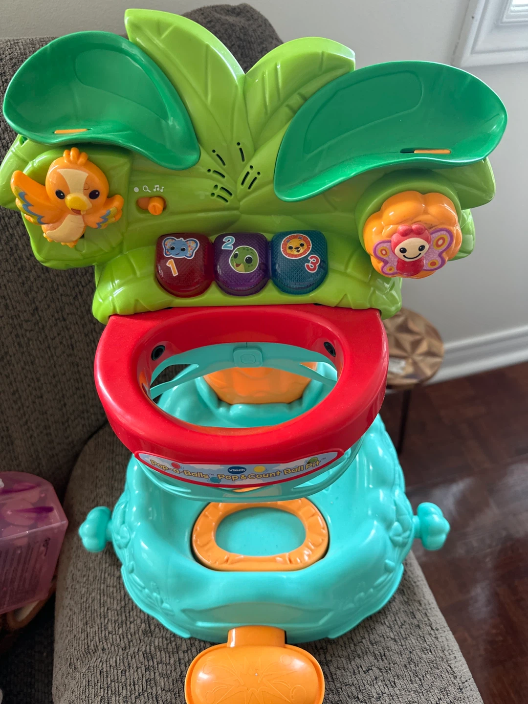 VTech Pop-a-Balls Pop & Count Ball Pit