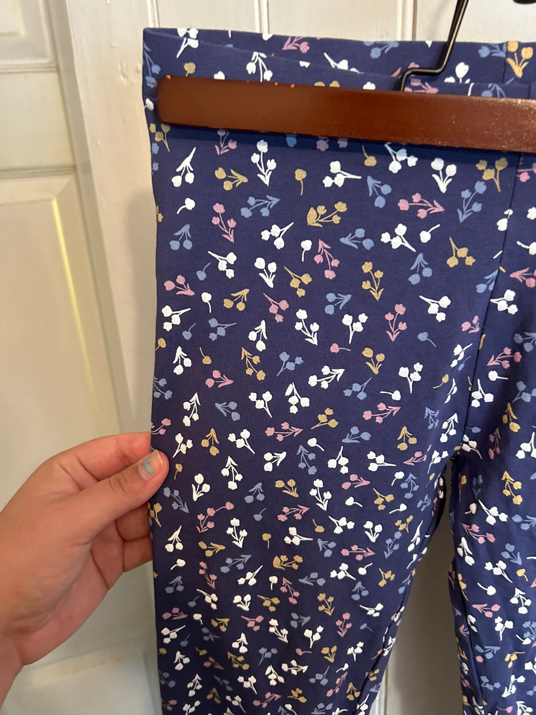 Joe Fresh Kids Floral Leggings Size 10-12 - photo 2
