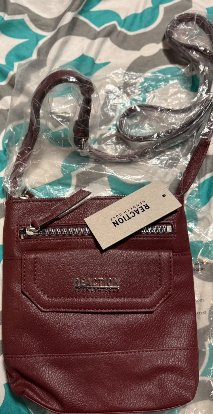 Reaction Kenneth Cole Crossbody Bag - Burgundy thumbnail
