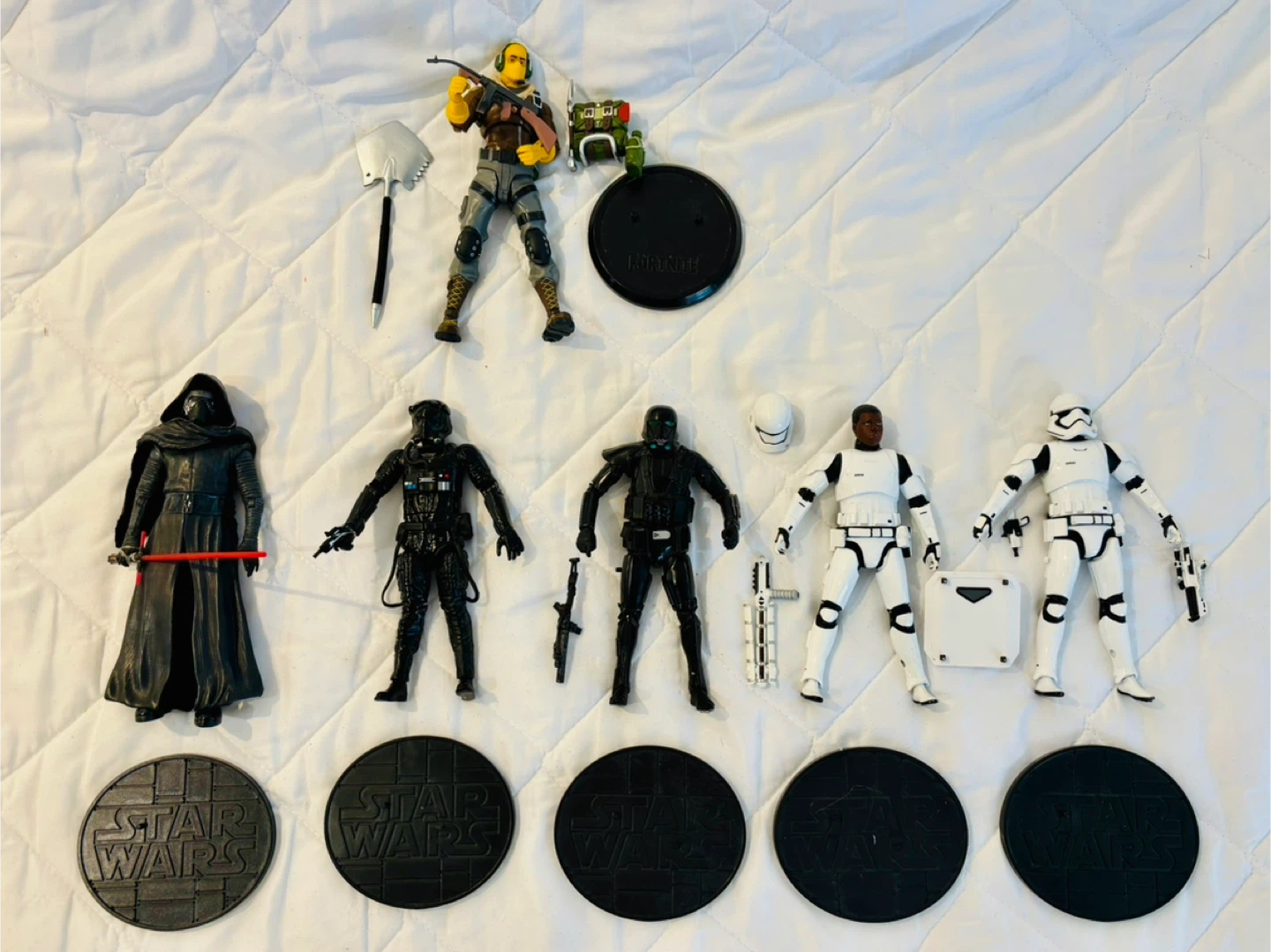 Star Wars (Metal) & Fortnite Action Figures (Plastic)