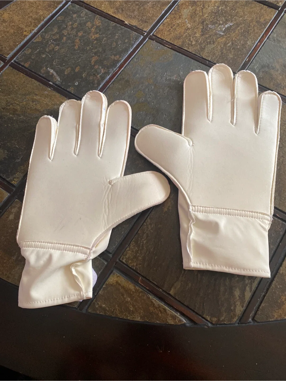 Adidas Goalie Gloves Size 9 - CLB image indicator(2)