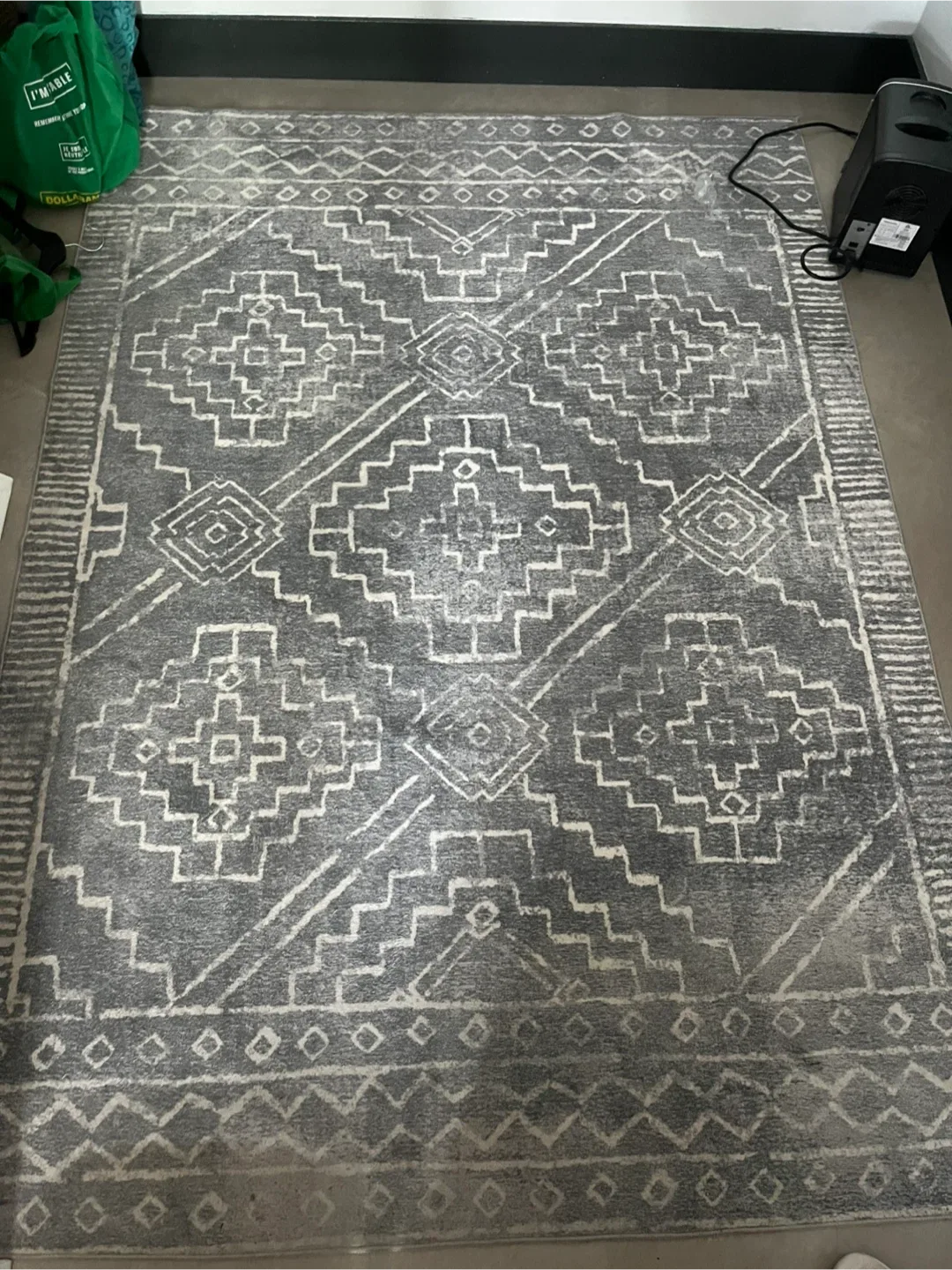 Grey Patterned Area Rug thumbnail