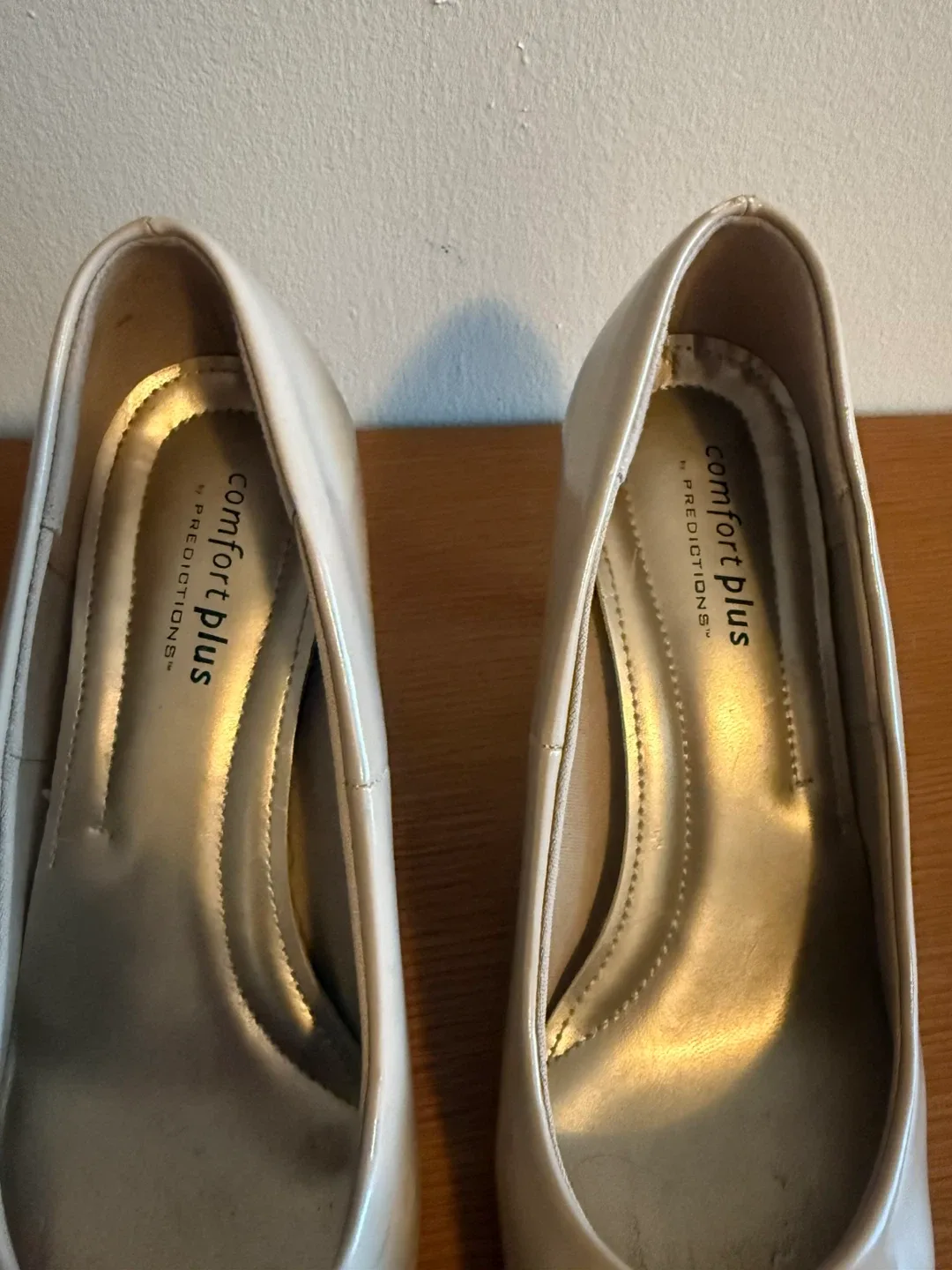 Comfort Plus by Predictions Heels - Size 8.5 image indicator(5)