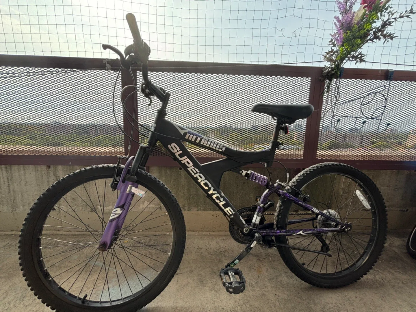 Supercycle Nitronia Mountain Bike - Black/Purple image indicator(3)