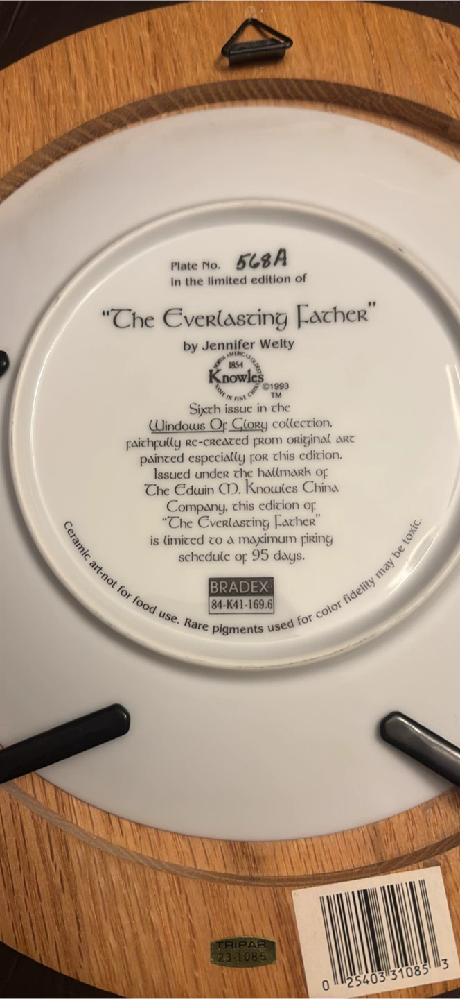 Knowles 'The Everlasting Father' Plate - photo 2