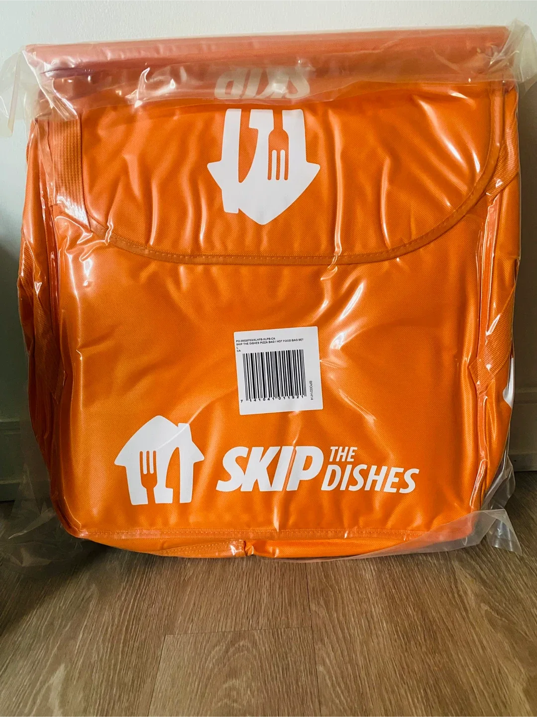 New Skip The Dishes Insulated Food/Pizza Bag thumbnail