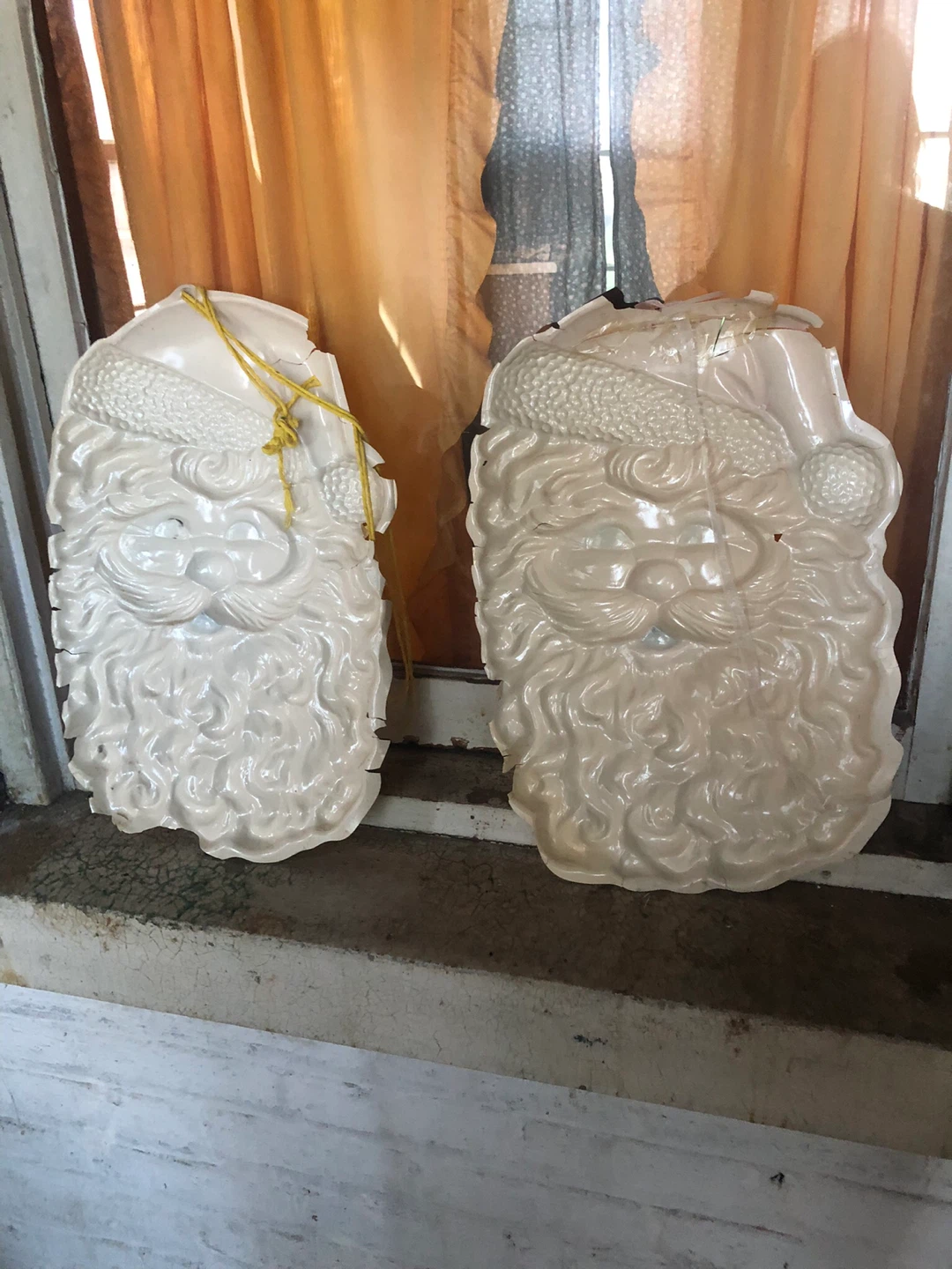 Two Vintage Santa Face Blow Mold Decorations - photo 3