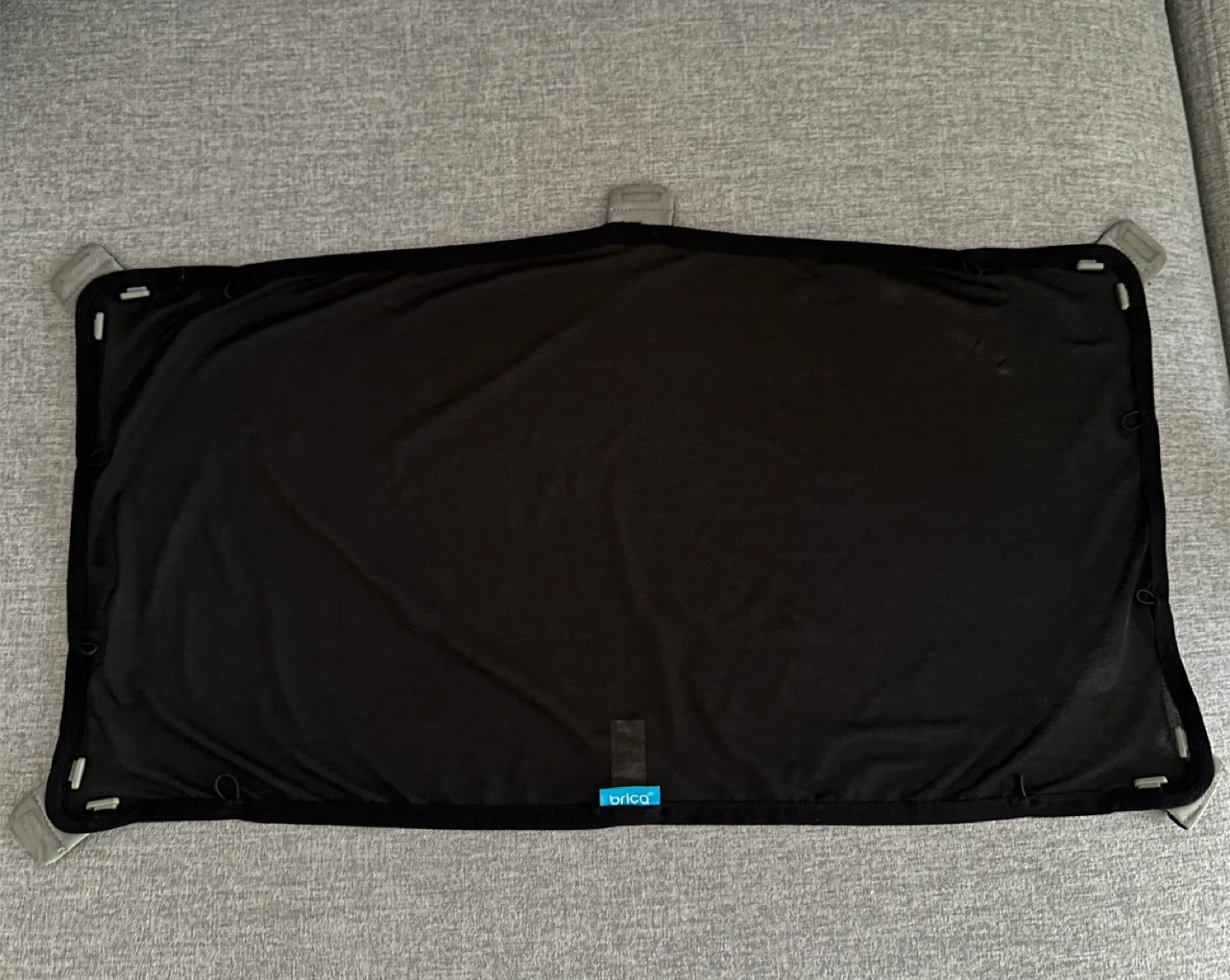 Munchkin Brica Magnetic Stretch to Fit Sun Shade image indicator(5)