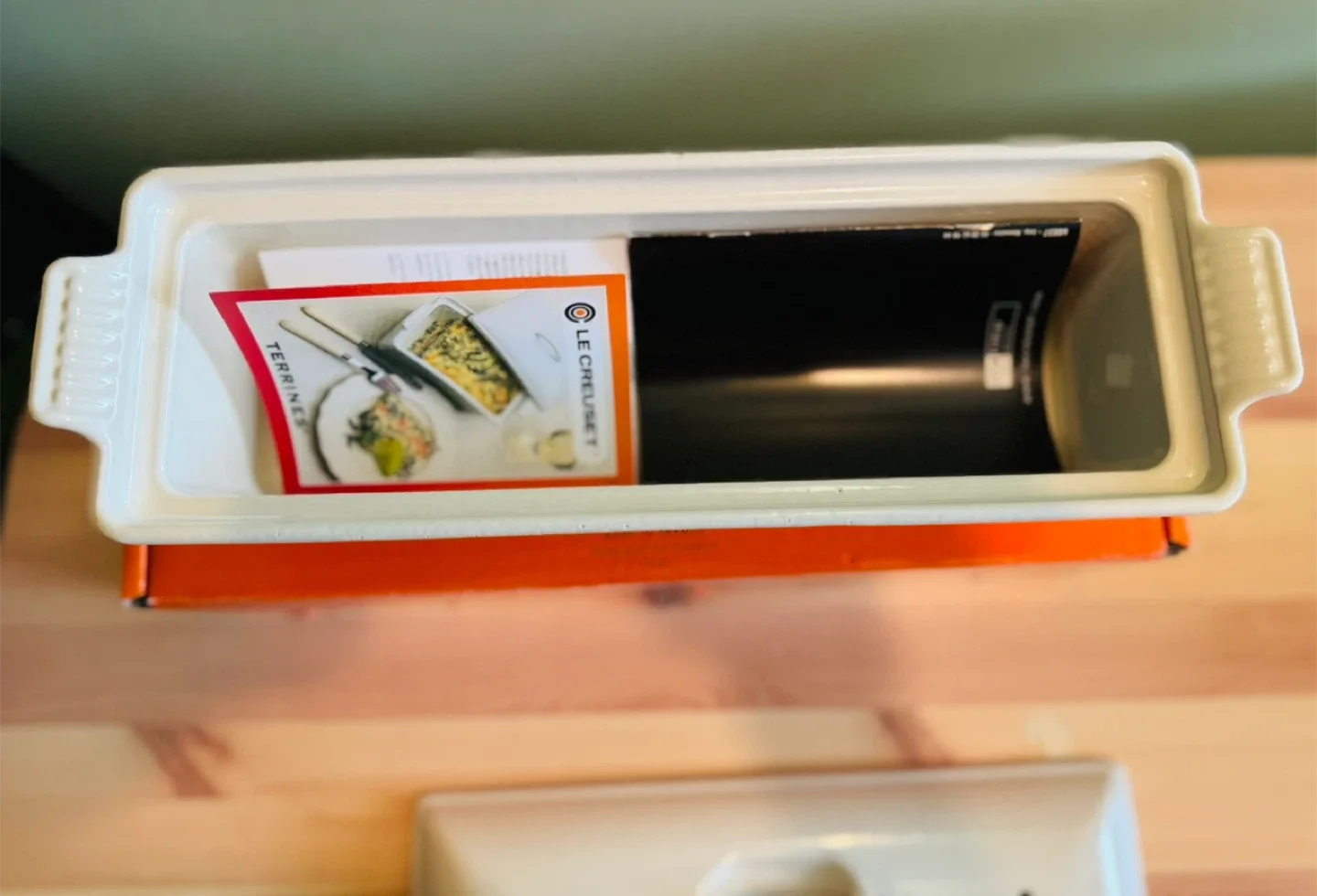 New Le Creuset Meringue Pâté Terrine image indicator(3)