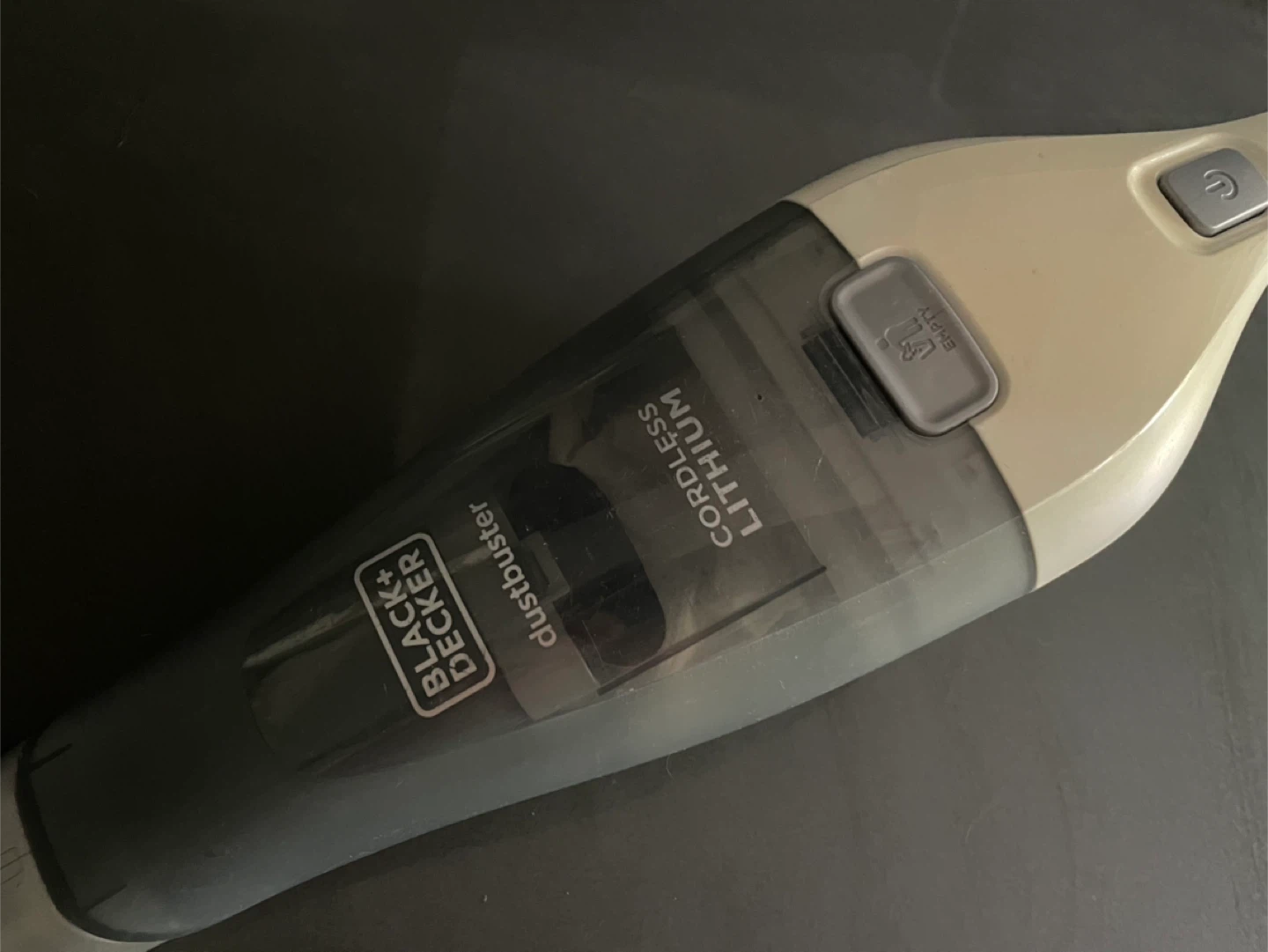 Black+Decker Cordless Lithium Dustbuster - photo 2