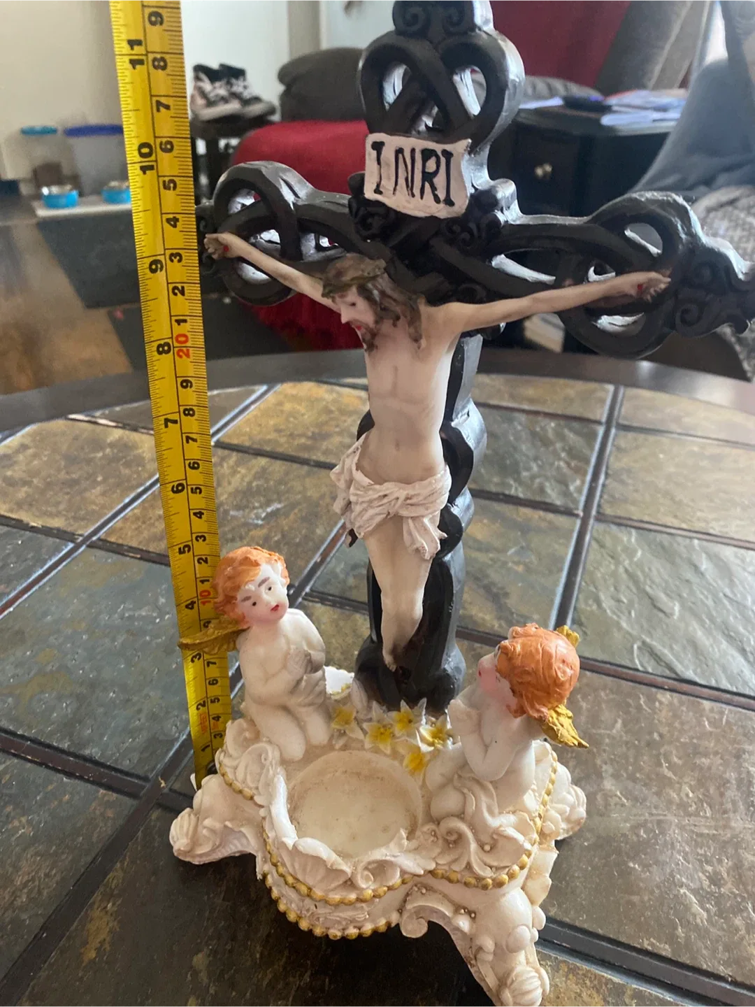 Crucifix with Angels image indicator(2)