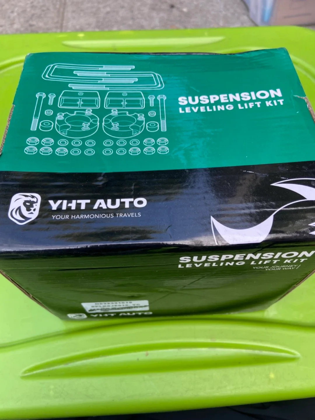 YHT Auto Suspension Leveling Lift Kit - New in Box! thumbnail