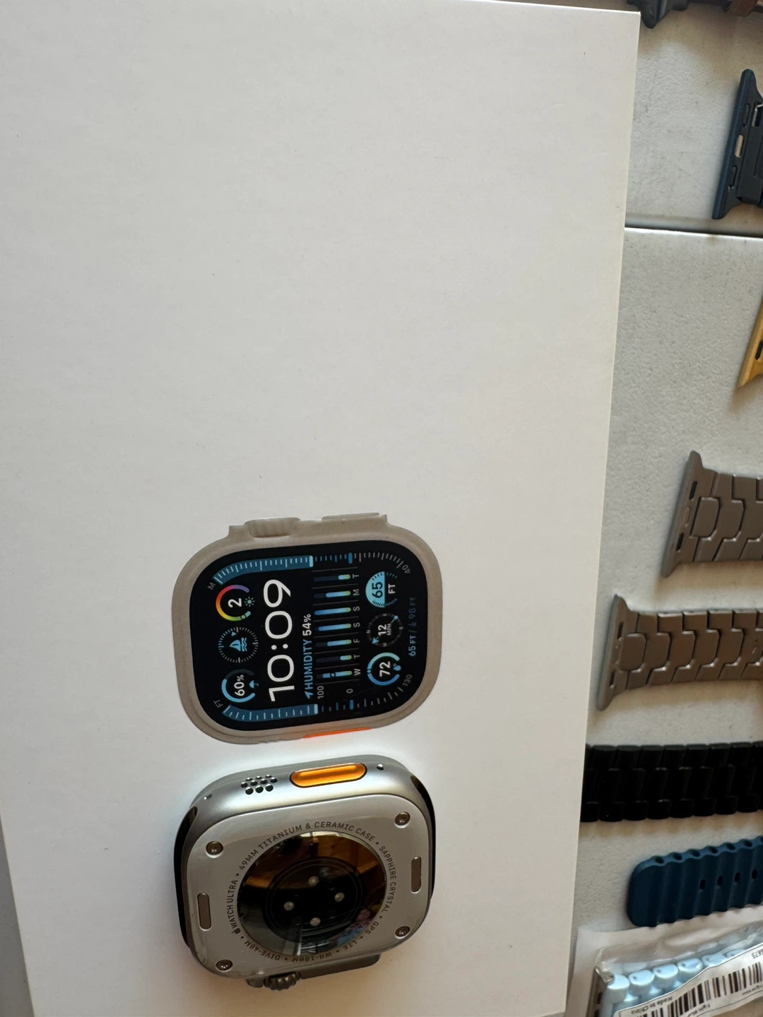 Apple Watch Ultra Titanium 39mm - photo 3