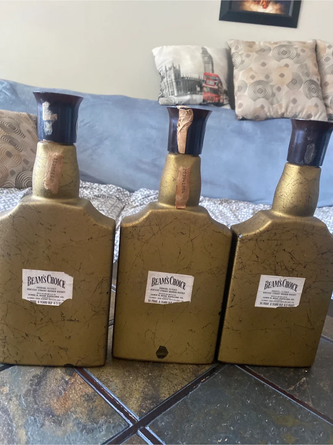 Beam's Choice Kentucky Straight Bourbon Whiskey Decanter image indicator(5)