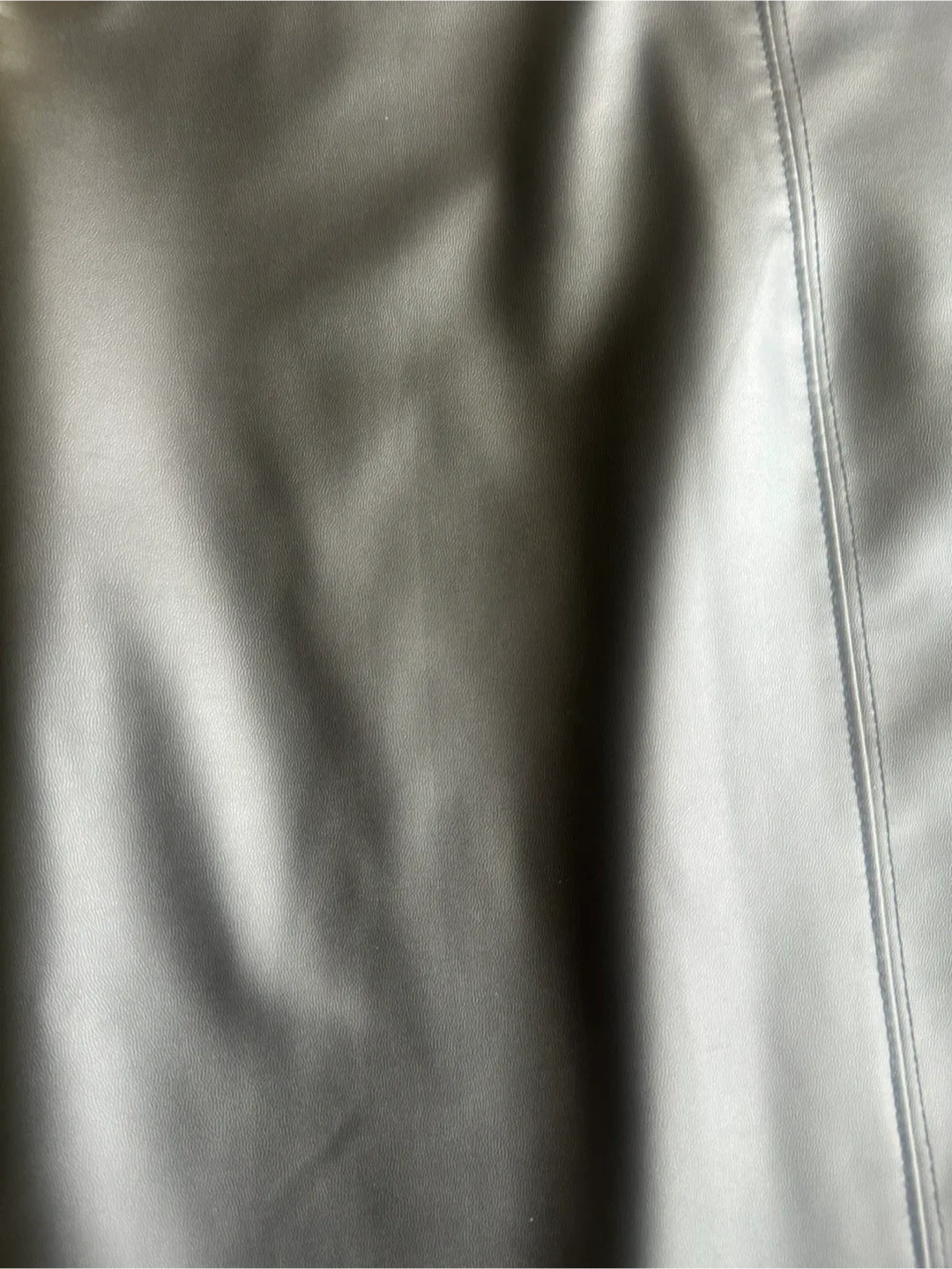 BNWOT Olive + Oak Black Faux Leather Skirt - Size S image indicator(3)