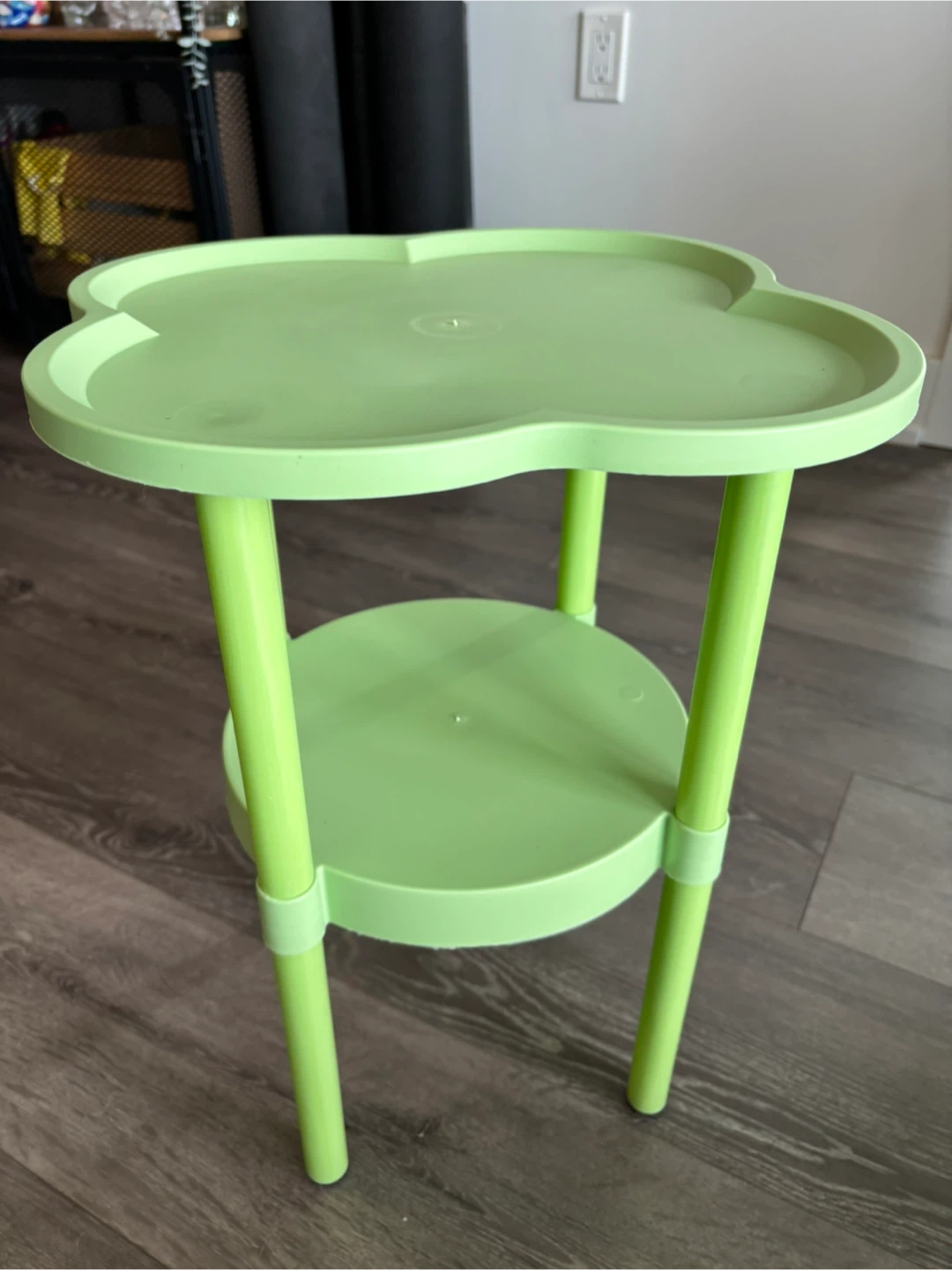 (New) Green small side table - photo 2