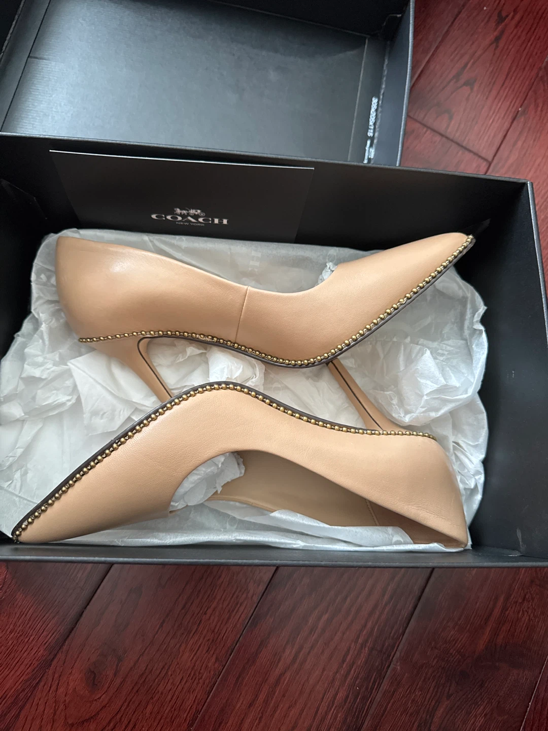 Coach Beige Leather Heels - Size 6.5 - photo 2
