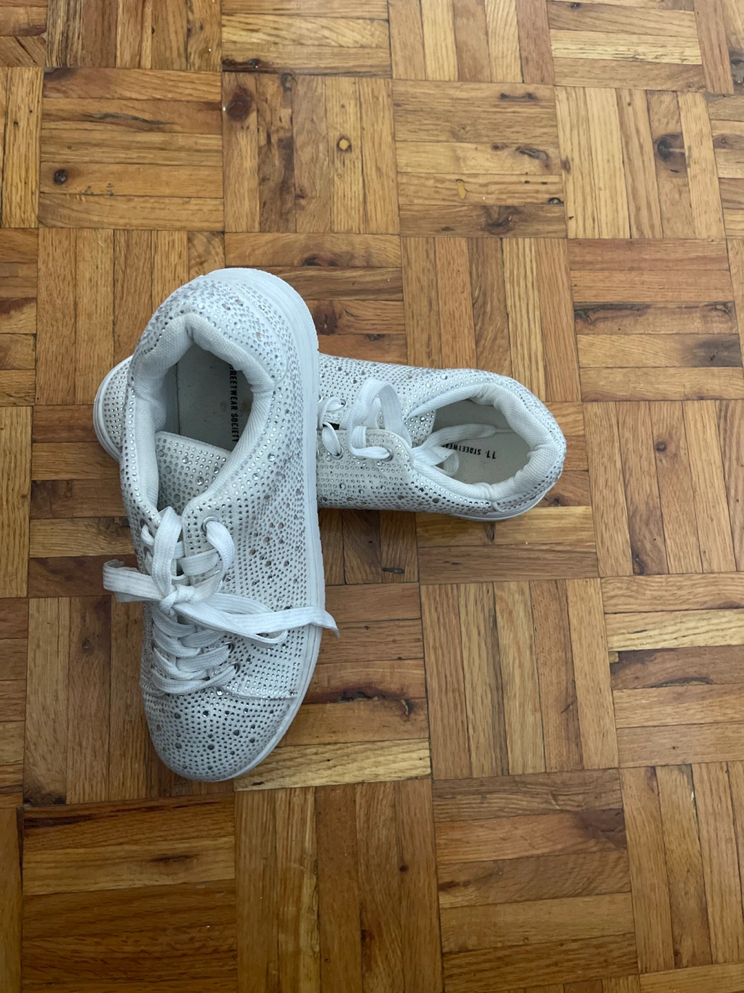 11 Streetwear White Rhinestone Sneakers - photo 2