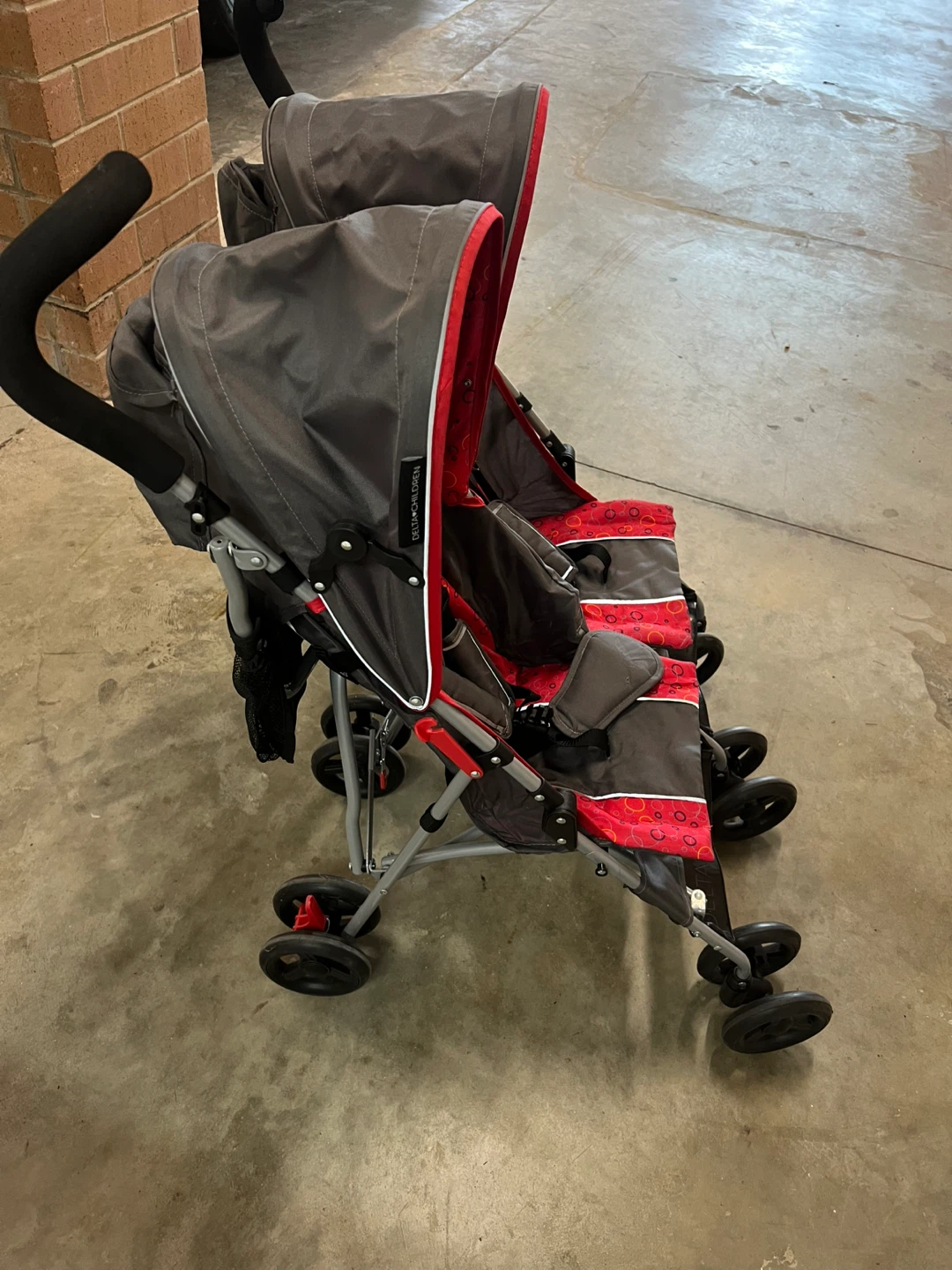 Delta Children LX Side by Side Stroller - Gray/Red - photo 4