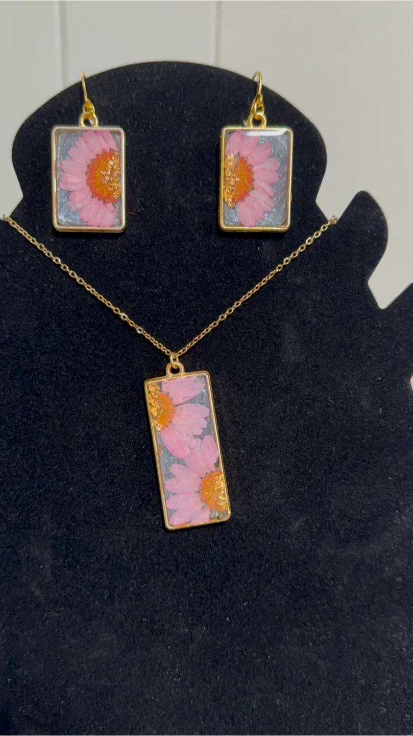 Real Floral Necklace and Earrings handmade Set - photo 3