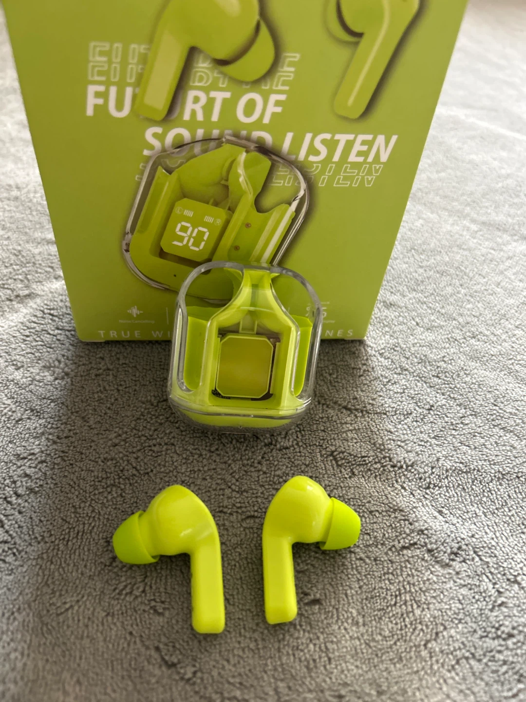 Ultrapods Max Wireless 5.3 Headphones - New! - photo 3