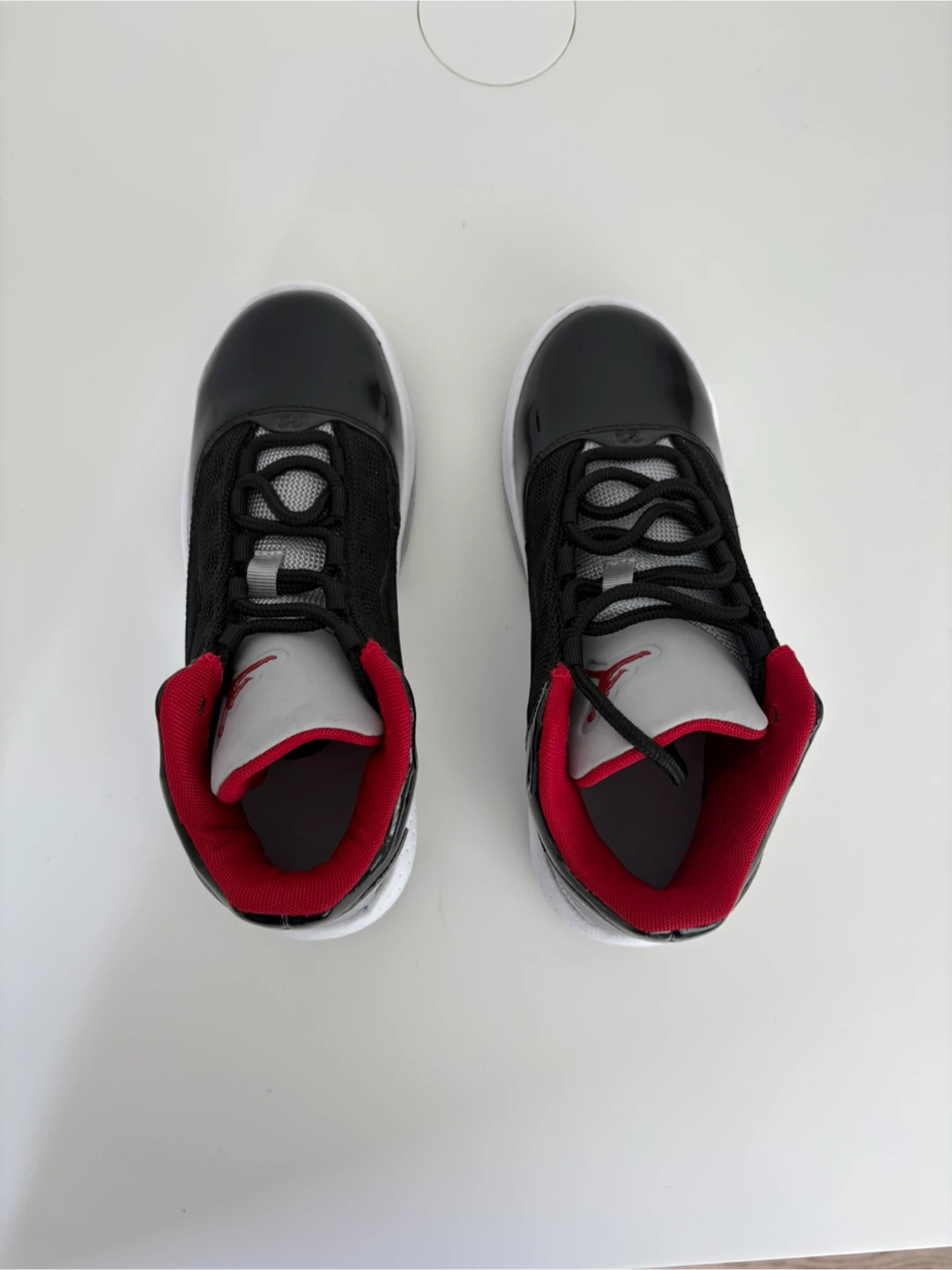 Jordan Max Aura 5 Youth Size 3.5Y - photo 2