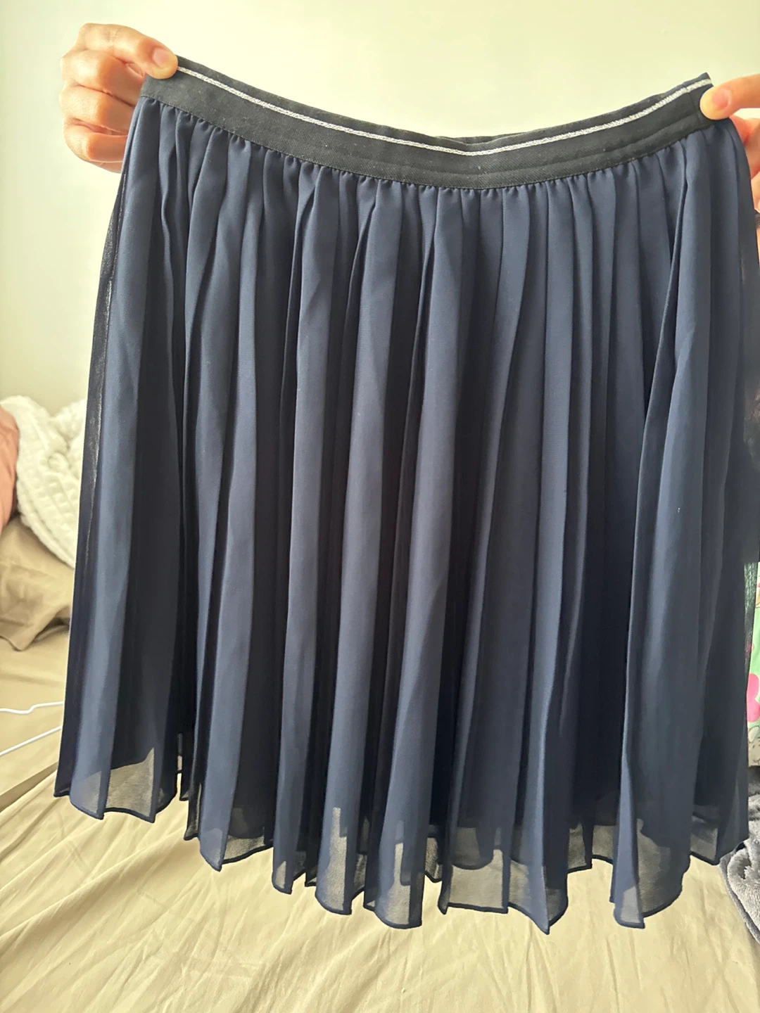 Uniqlo Pleated Skirt - Size XL - photo 3