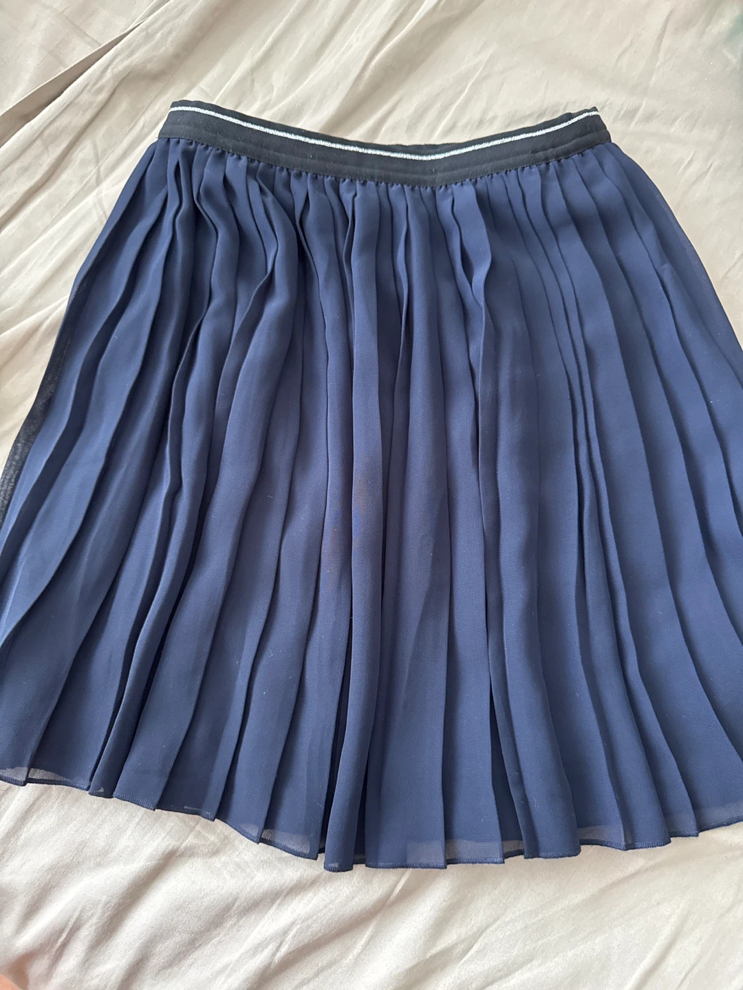 Uniqlo Pleated Skirt - Size XL