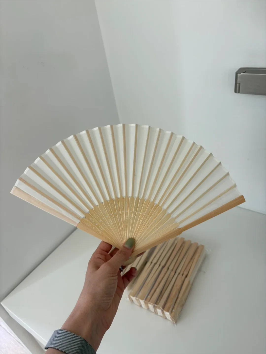 Bamboo Fabric White Hand Fan x20 thumbnail