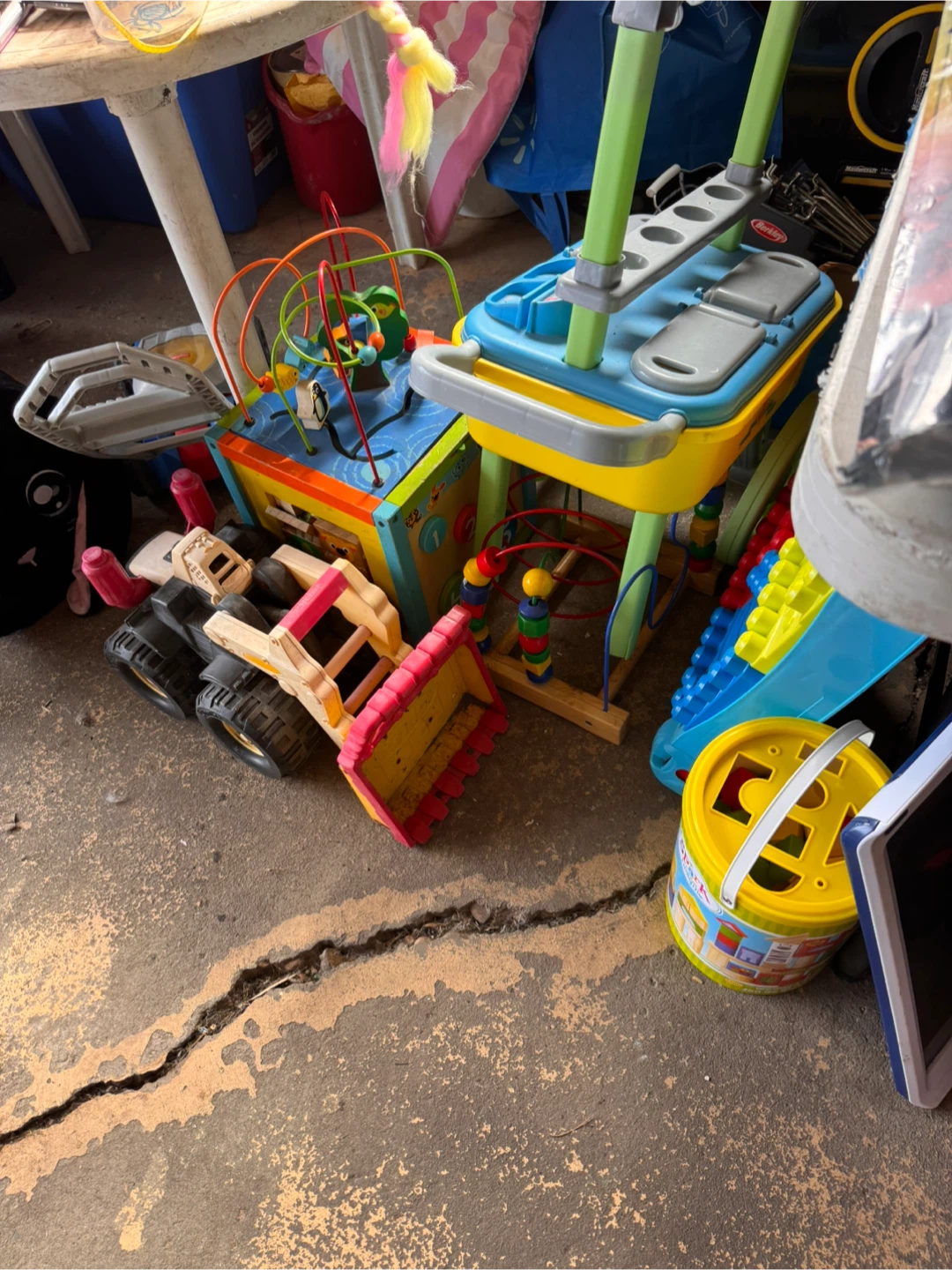 Yard sale - photo 3
