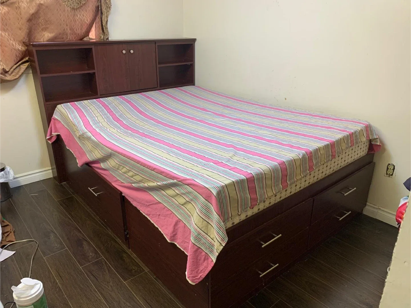 Queen Size Bed Frame with Storage Headboard image indicator(3)