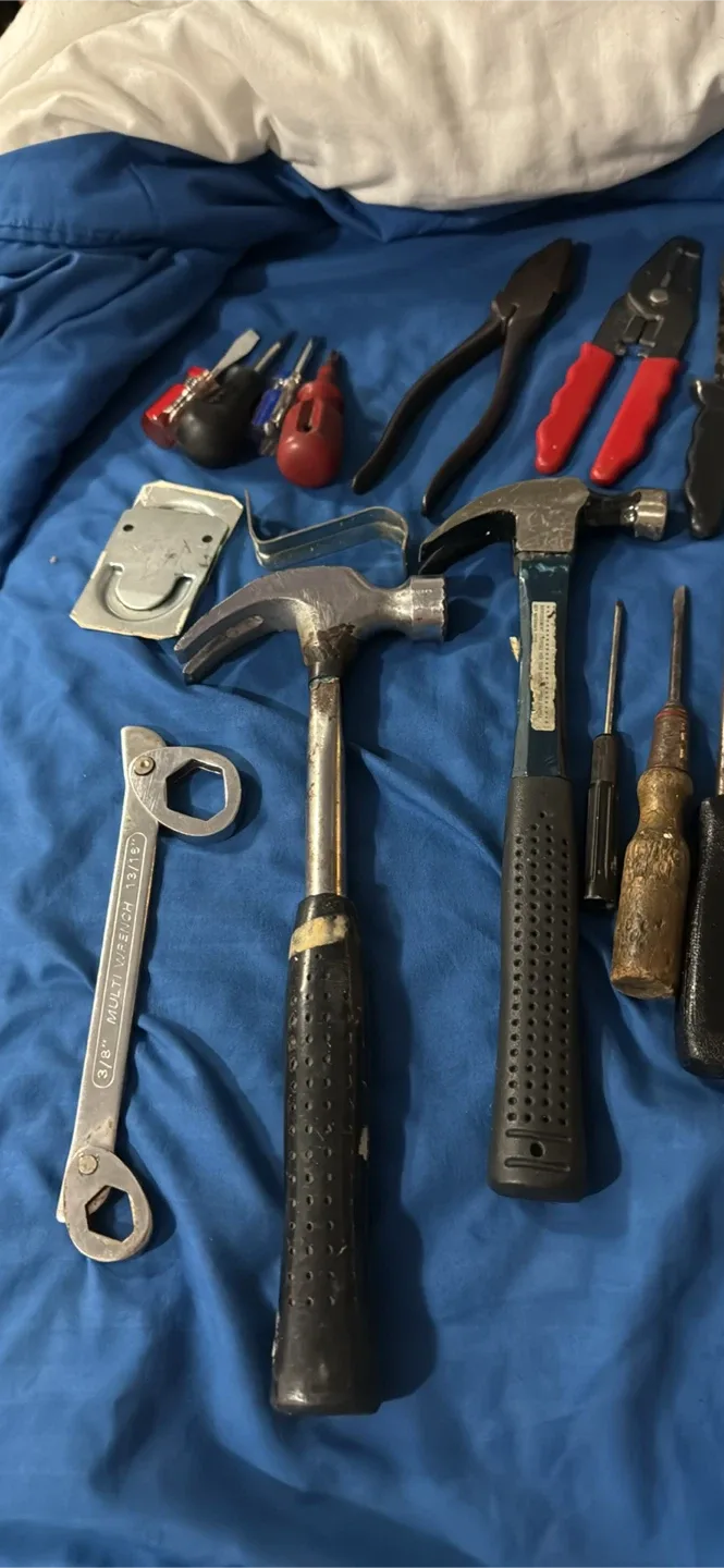 Mixed Lot of Used Hand Tools image indicator(8)