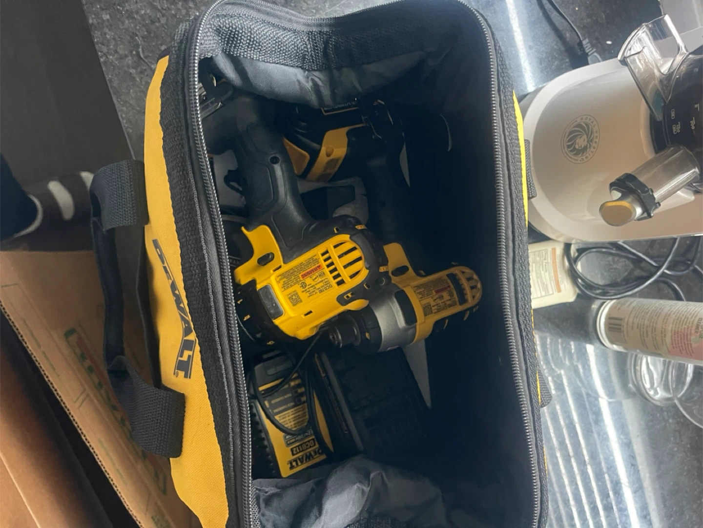 DeWalt Cordless Drill and Impact Driver Kit - photo 2