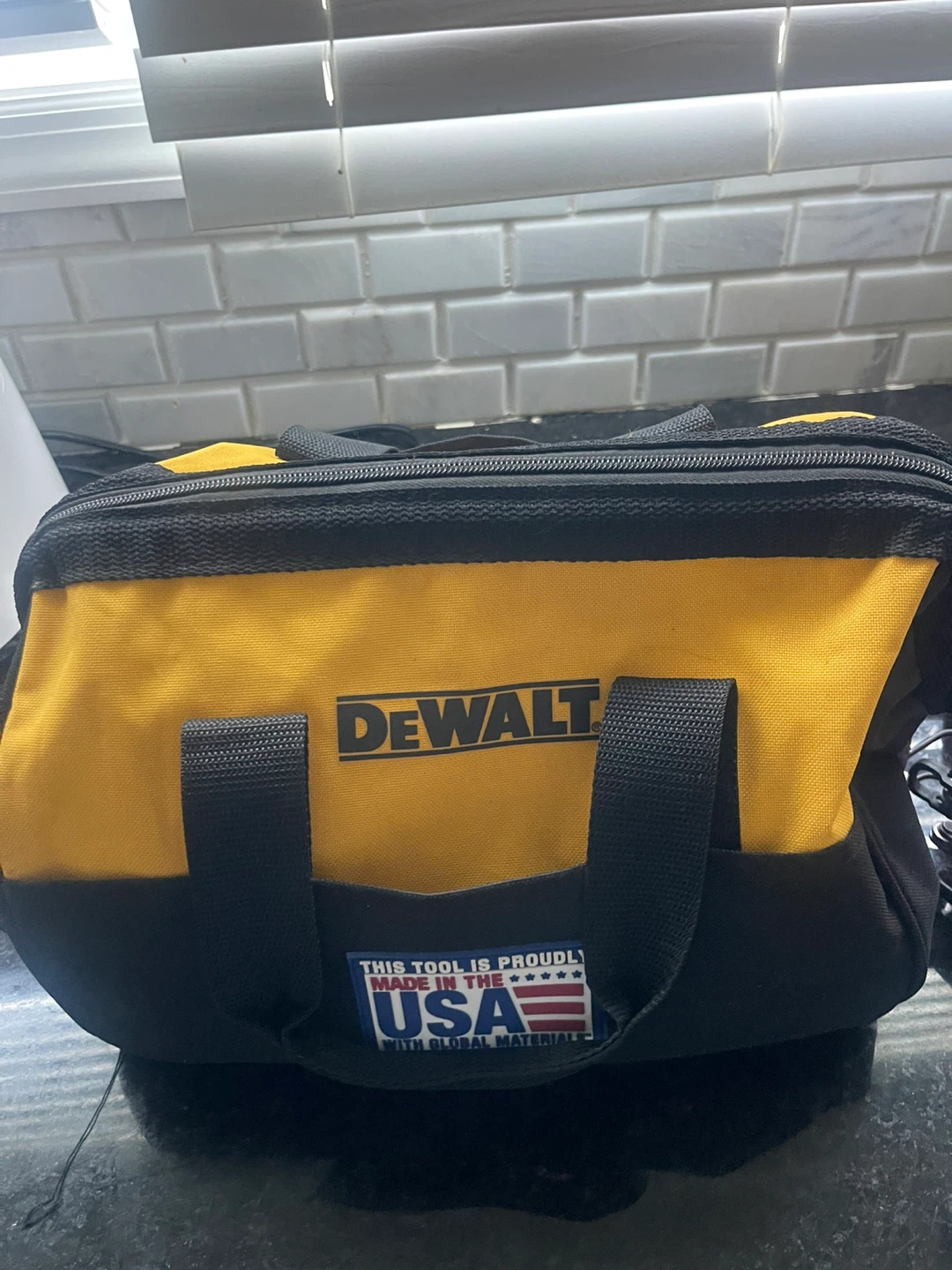 DeWalt Cordless Drill and Impact Driver Kit - photo 4
