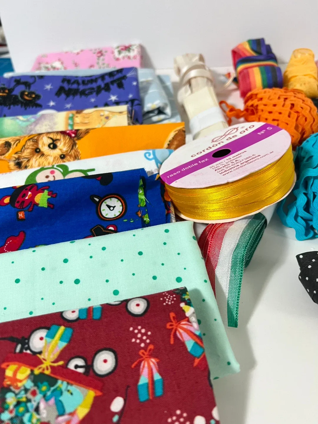 Fabric Scraps & Ribbon Bundle and Much More!!!! image indicator(4)