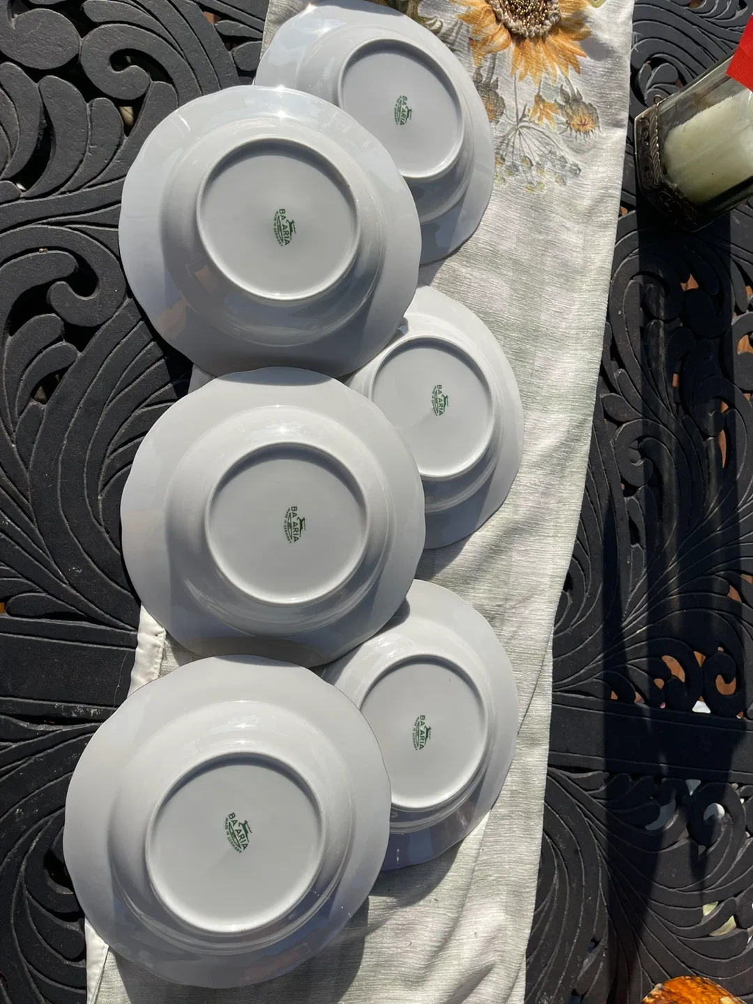 Set of 6 White & Gold Rimmed Bowls image indicator(3)