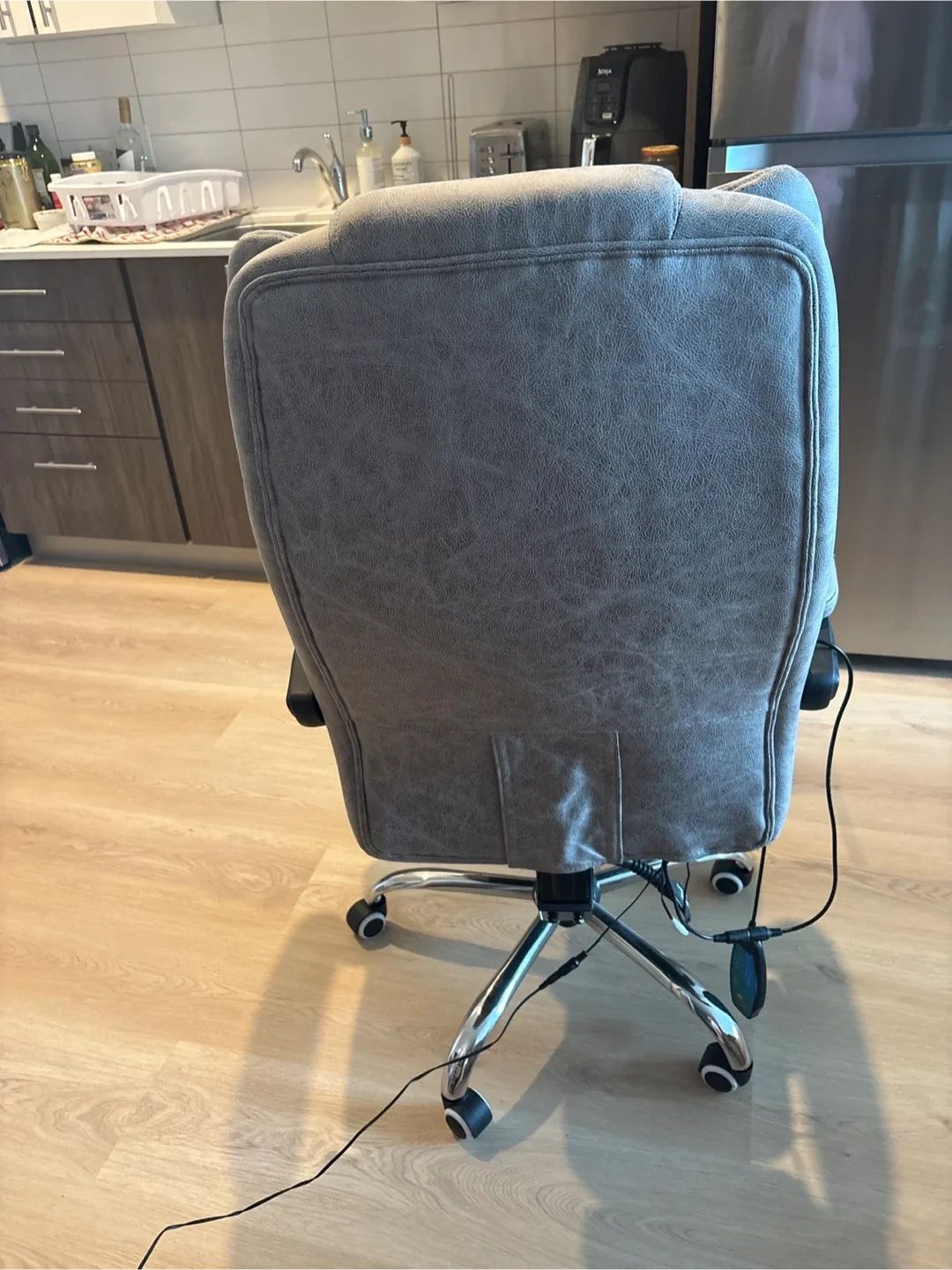 Executive Office Chair with Footrest & Massage image indicator(4)
