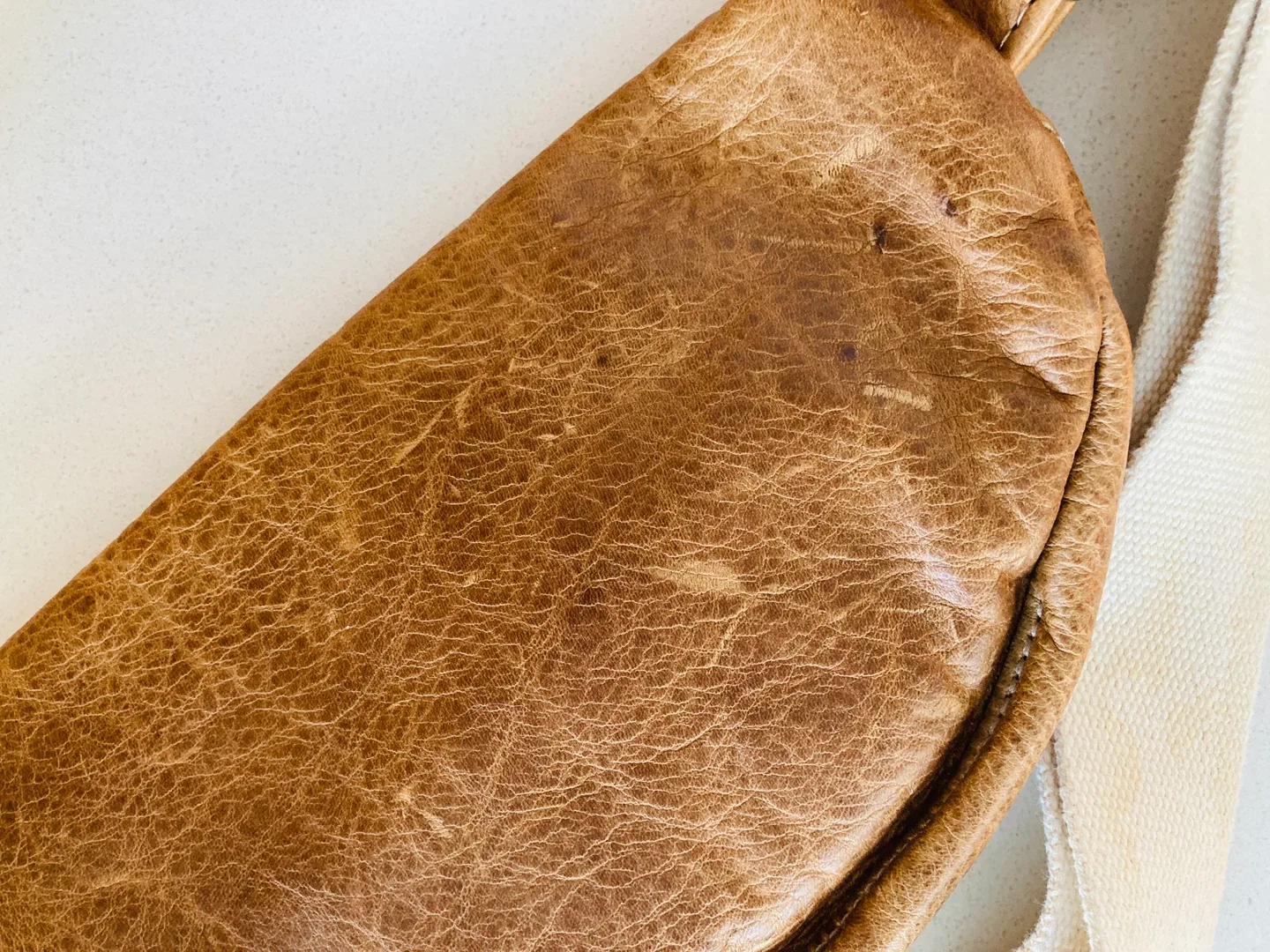 Leather Belt Bag image indicator(3)