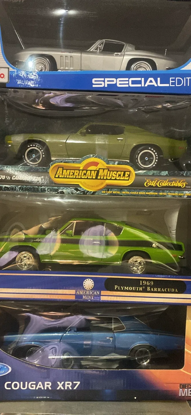 American Muscle Diecast Car Collection 1/18 Scale thumbnail
