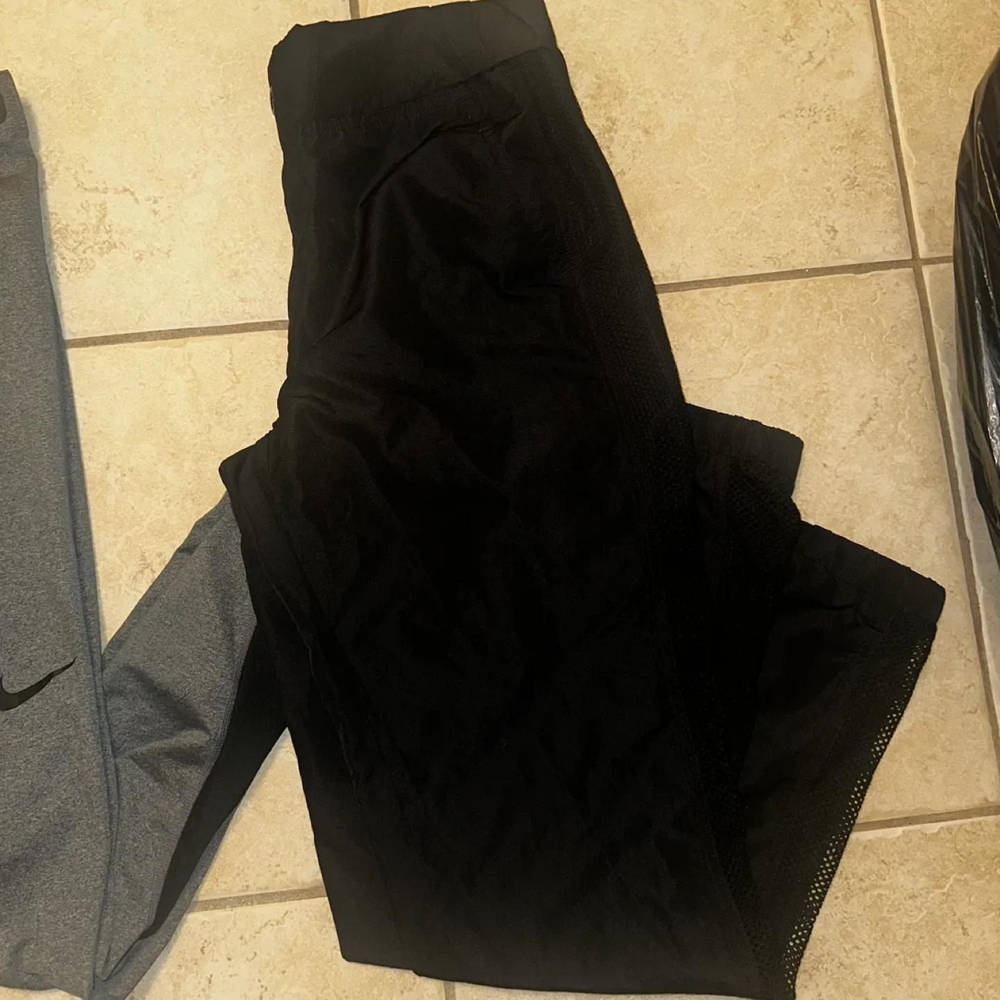 Nike Pro, Diadora, Gymshark Leggings Bundle image indicator(5)