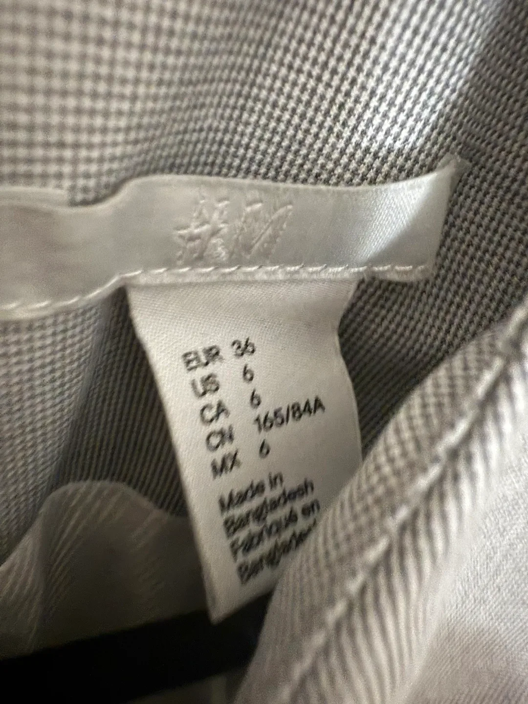 H&M Grey Dress - Size 6 image indicator(3)