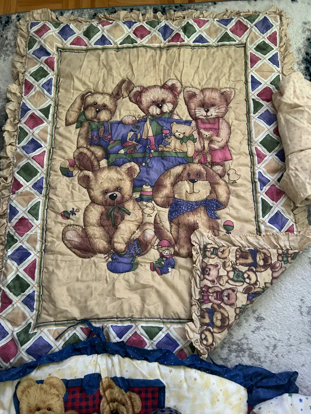 10+ pc Teddy Crib Set & Room Accessories + Free Sheet and Quilt! image indicator(5)