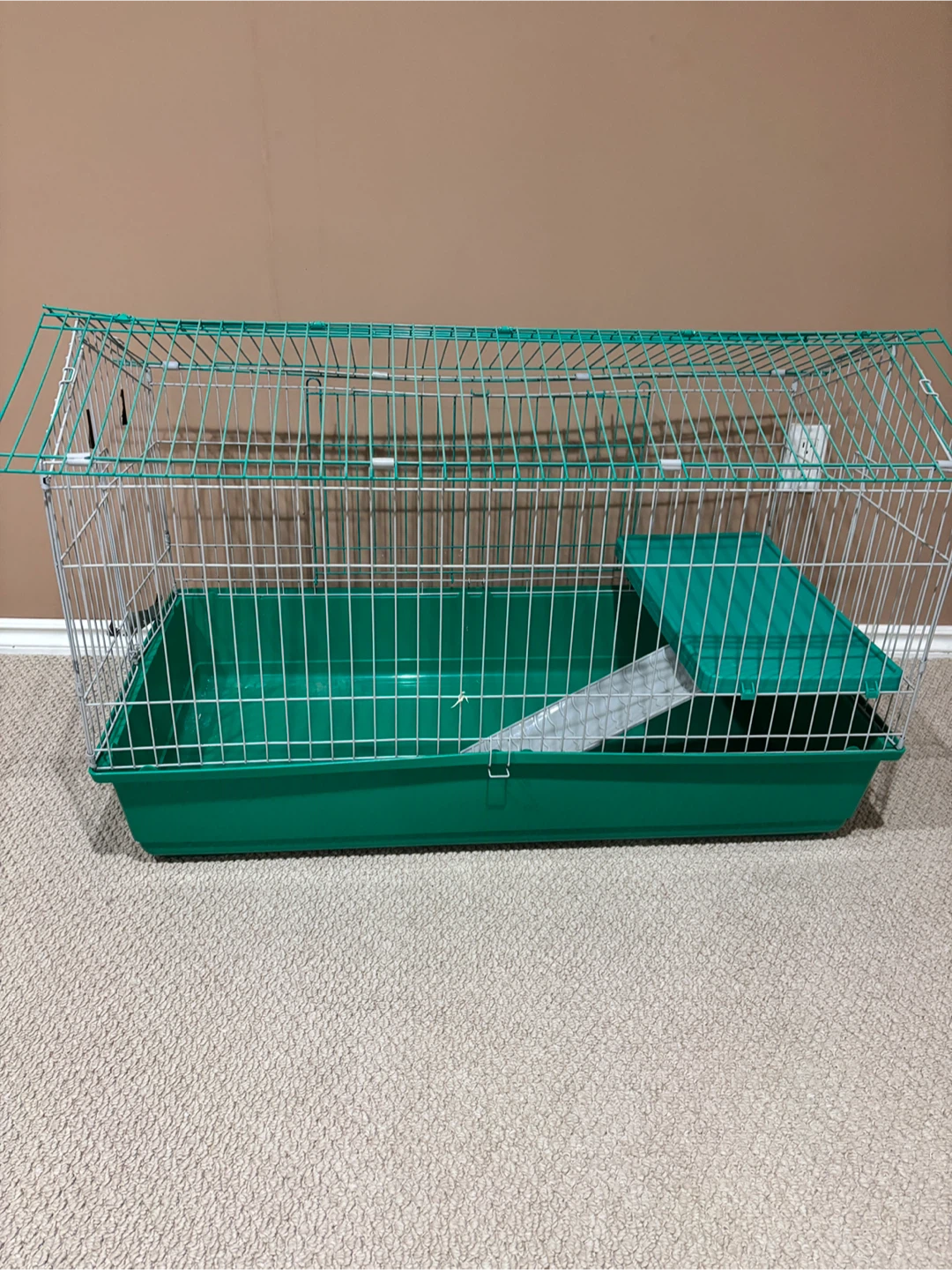 Green Pet Cage