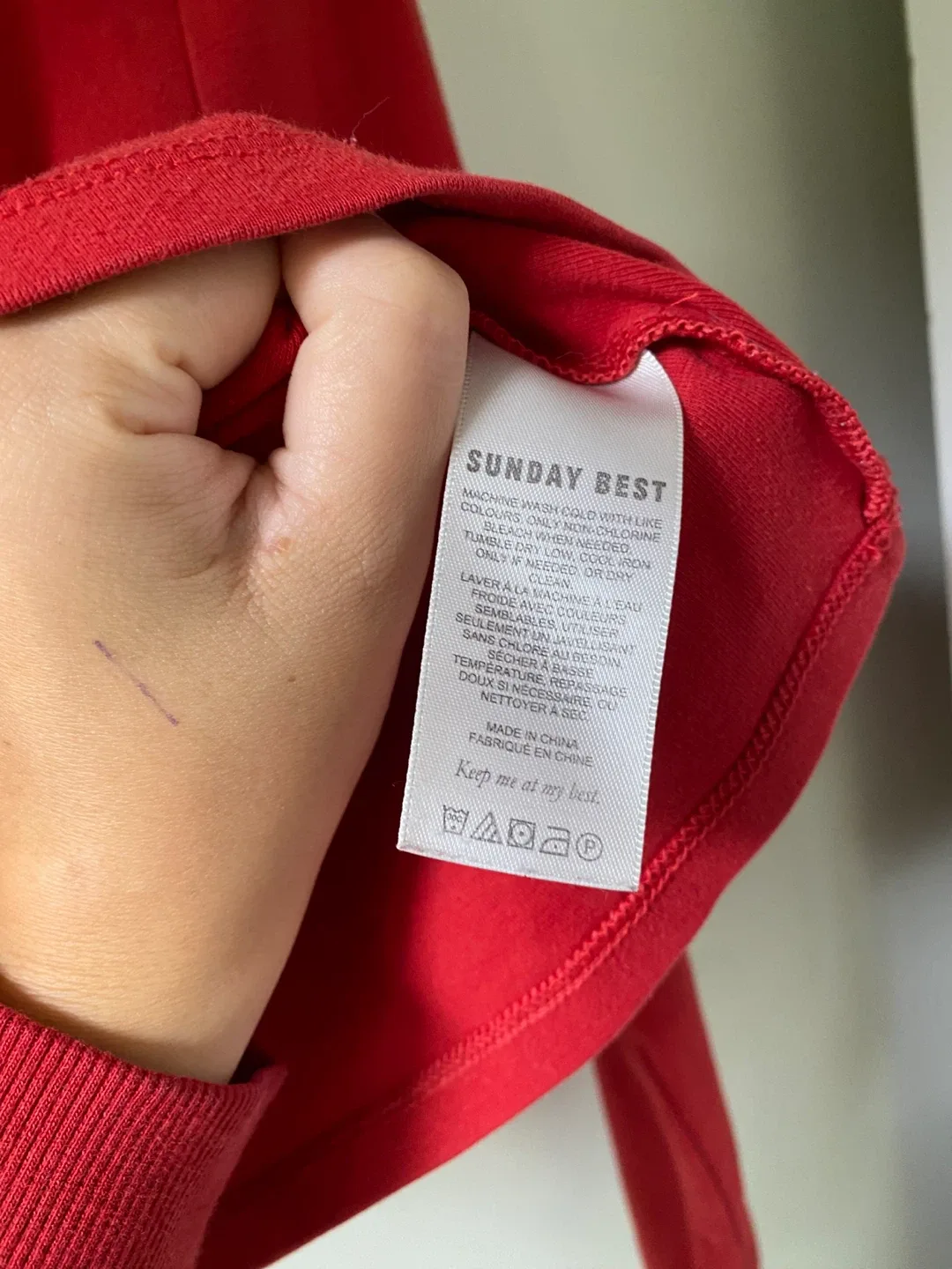 Sunday Best Red Long Sleeve Crop Top Sweater - Size L image indicator(3)